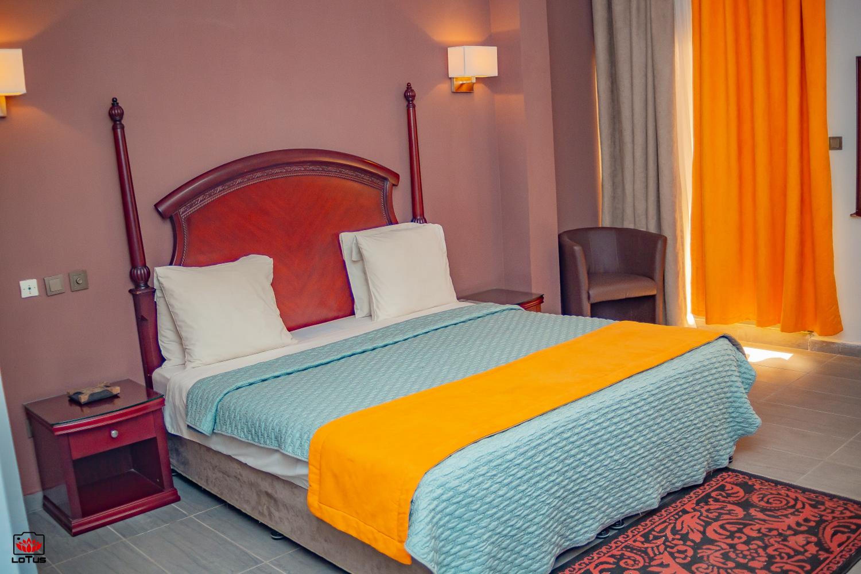 Deluxe Double Room photo 3