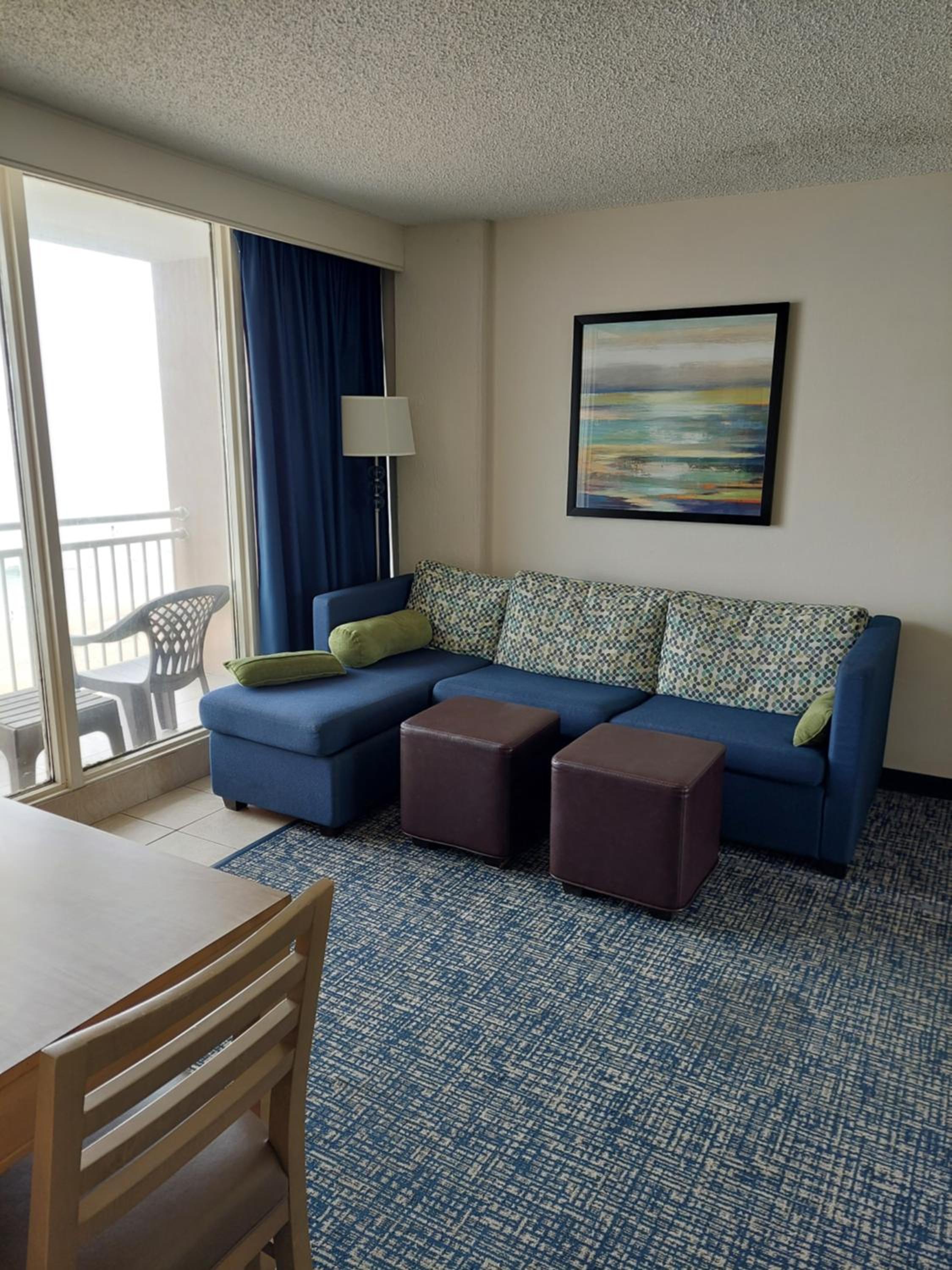 King Suite with Sofa Bed- Disability Access - Non-Smoking - Photo 4