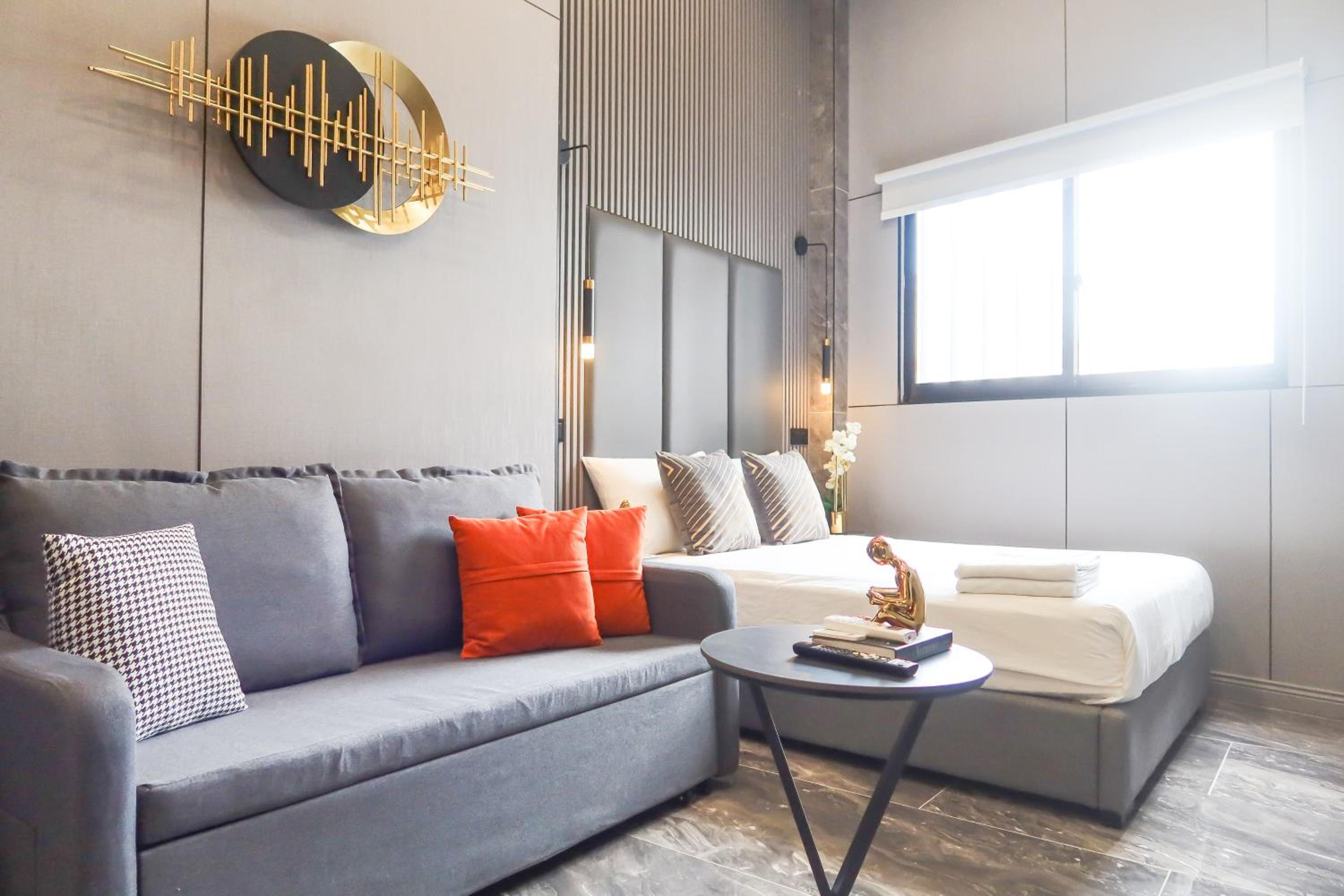 Deluxe Queen Studio  photo 2