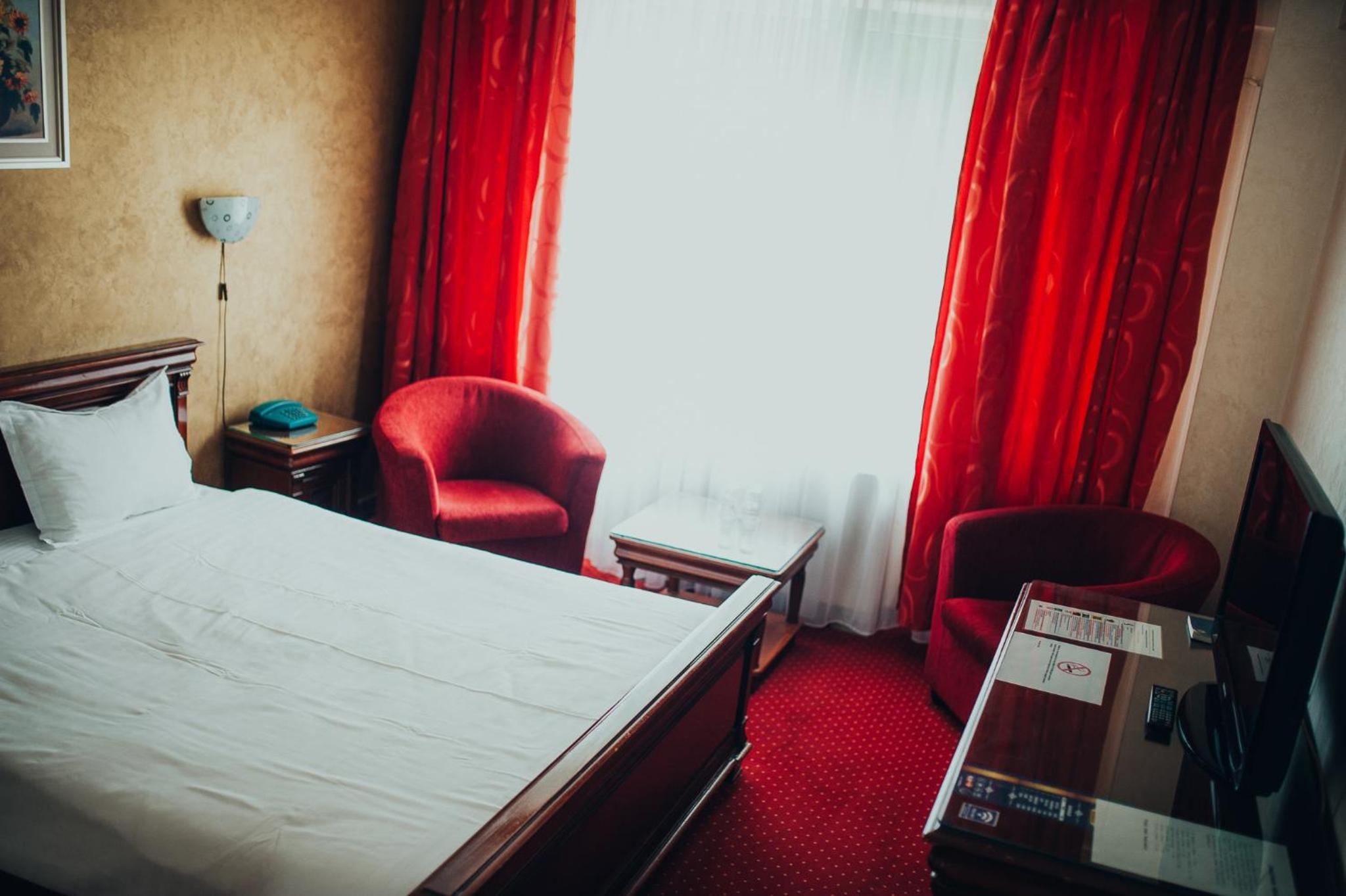 Standard Double Room - Photo 7