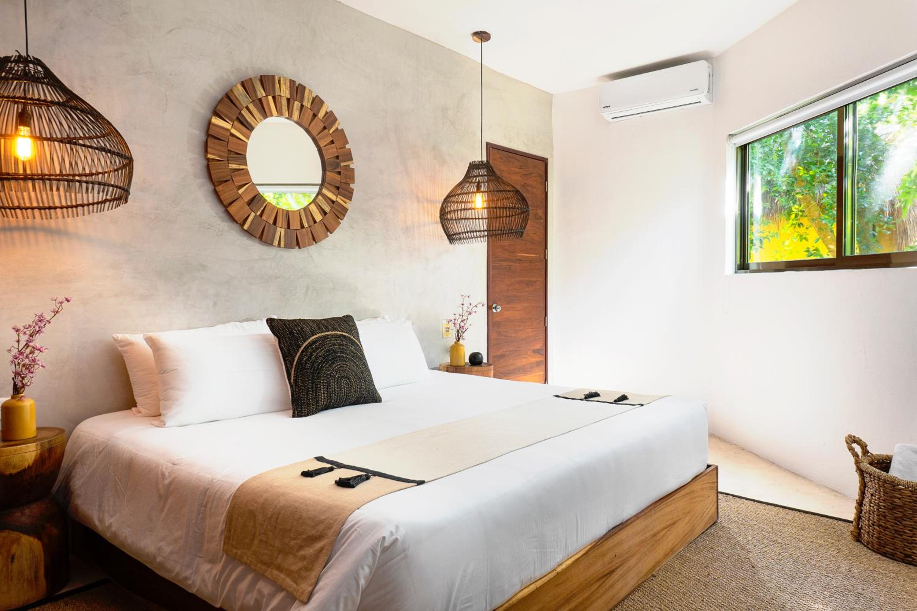 Standard Double Suite - Photo 10