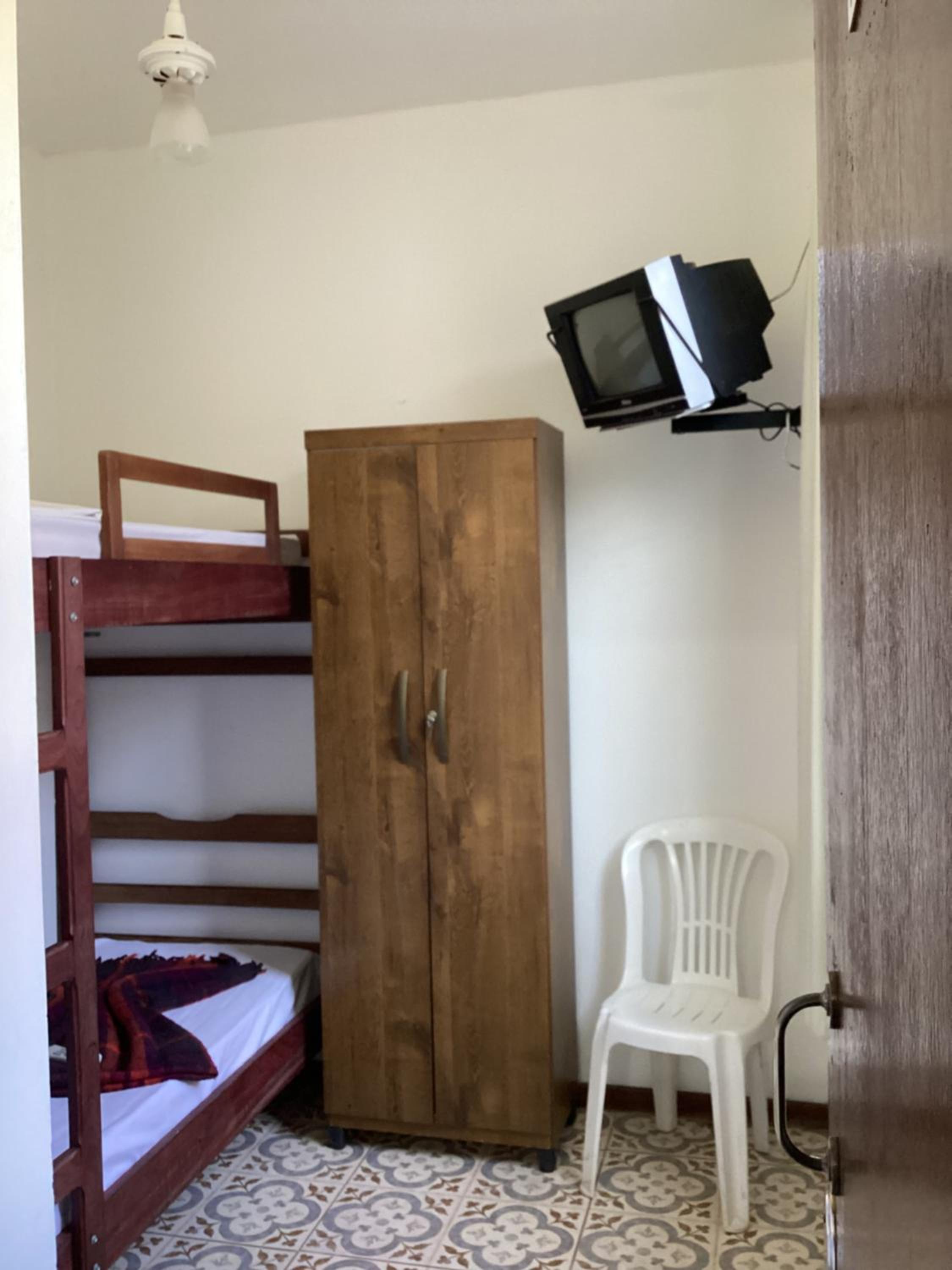 Single Room with Shared Bathroom photo 2