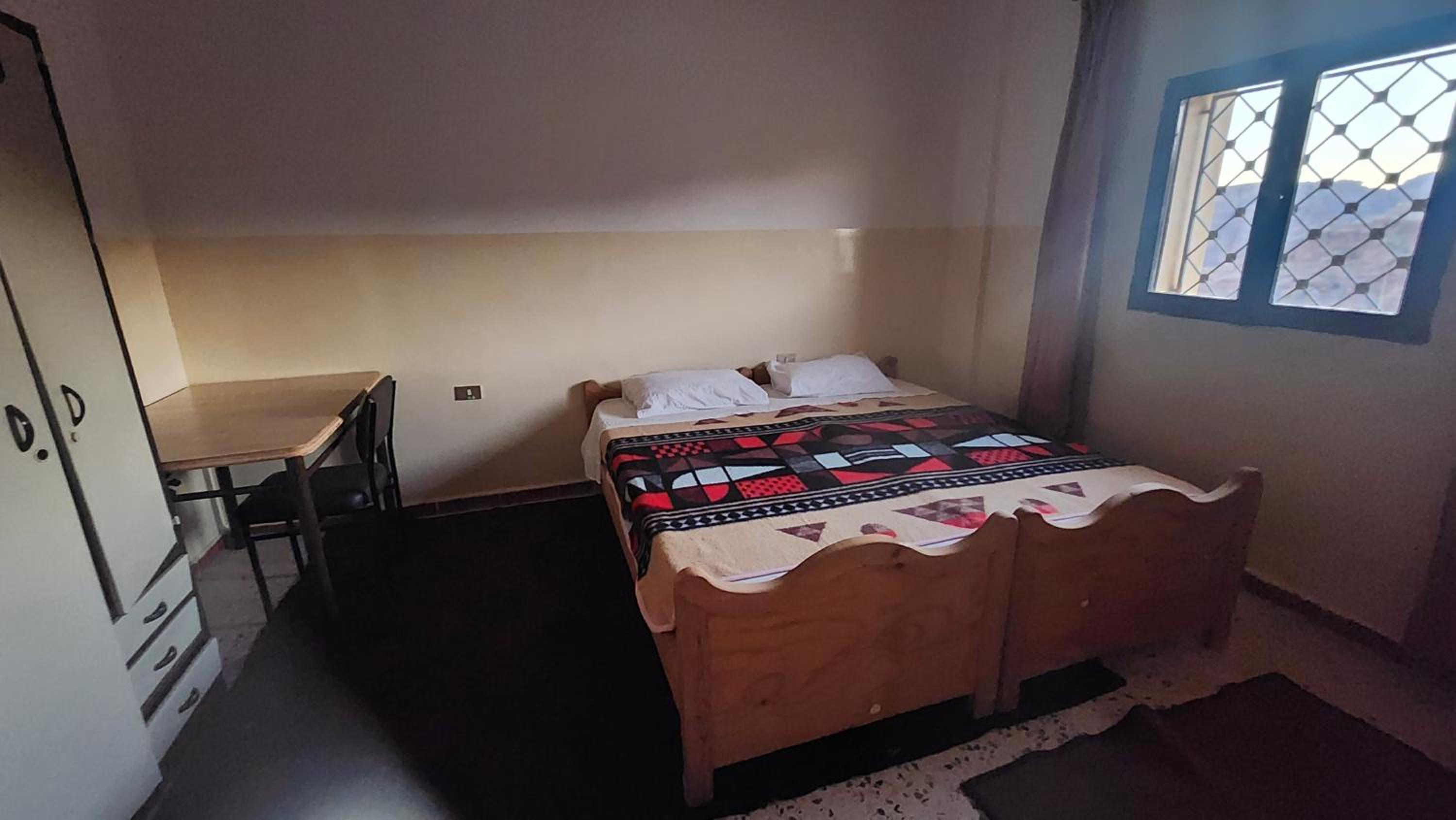 Budget Double Room photo 2