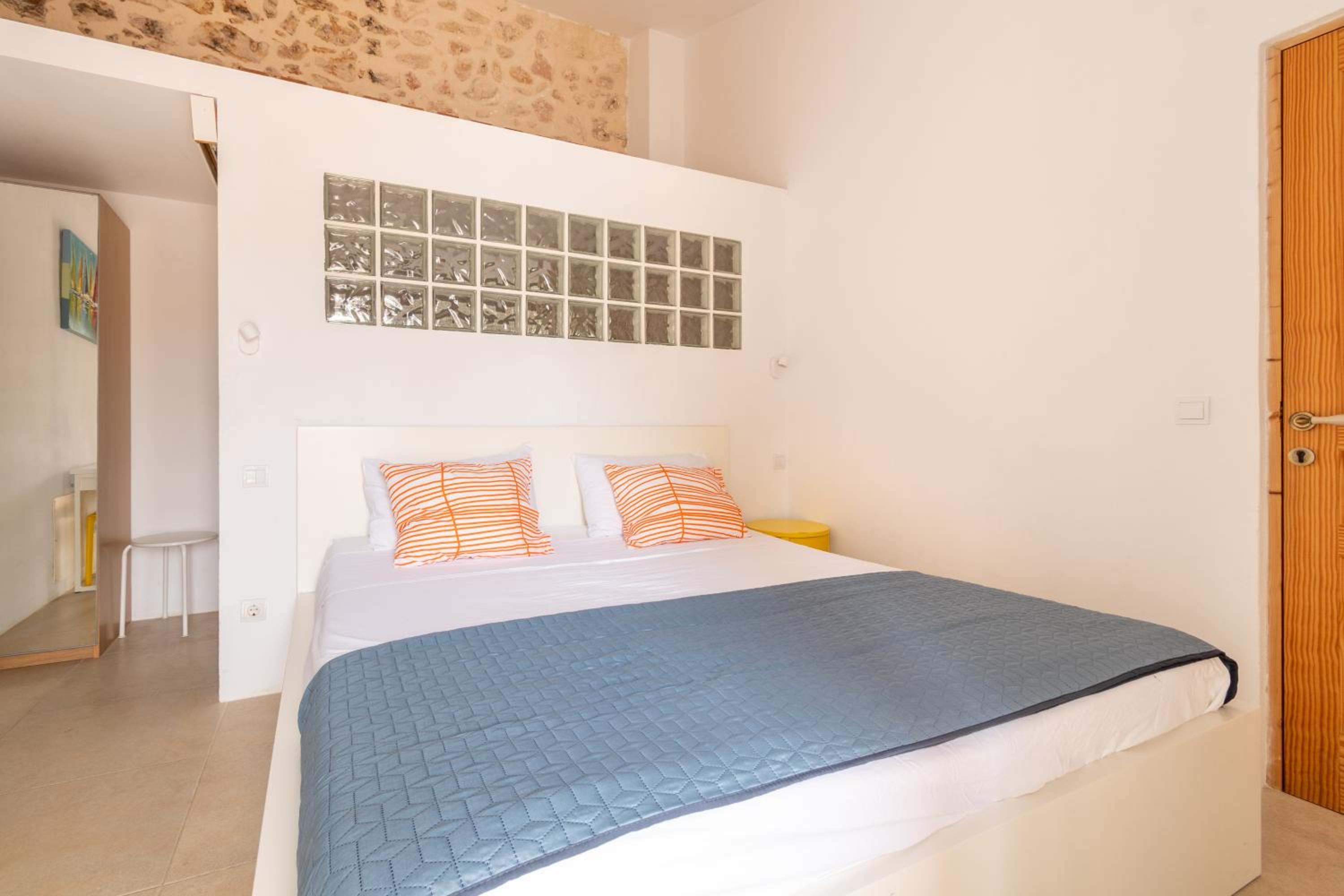Double Room with Shower photo 3