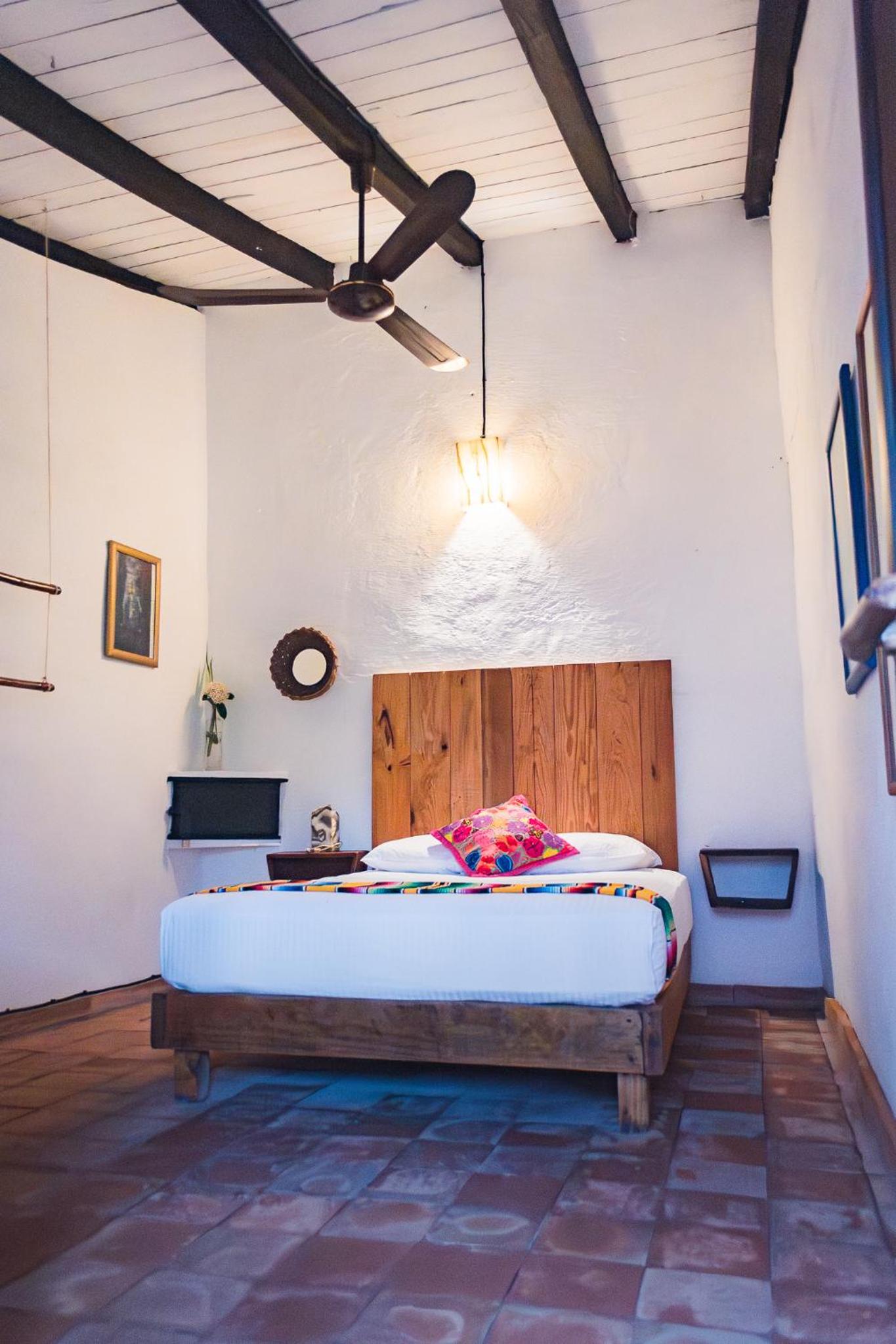 Single Room with Private External Bathroom photo 1