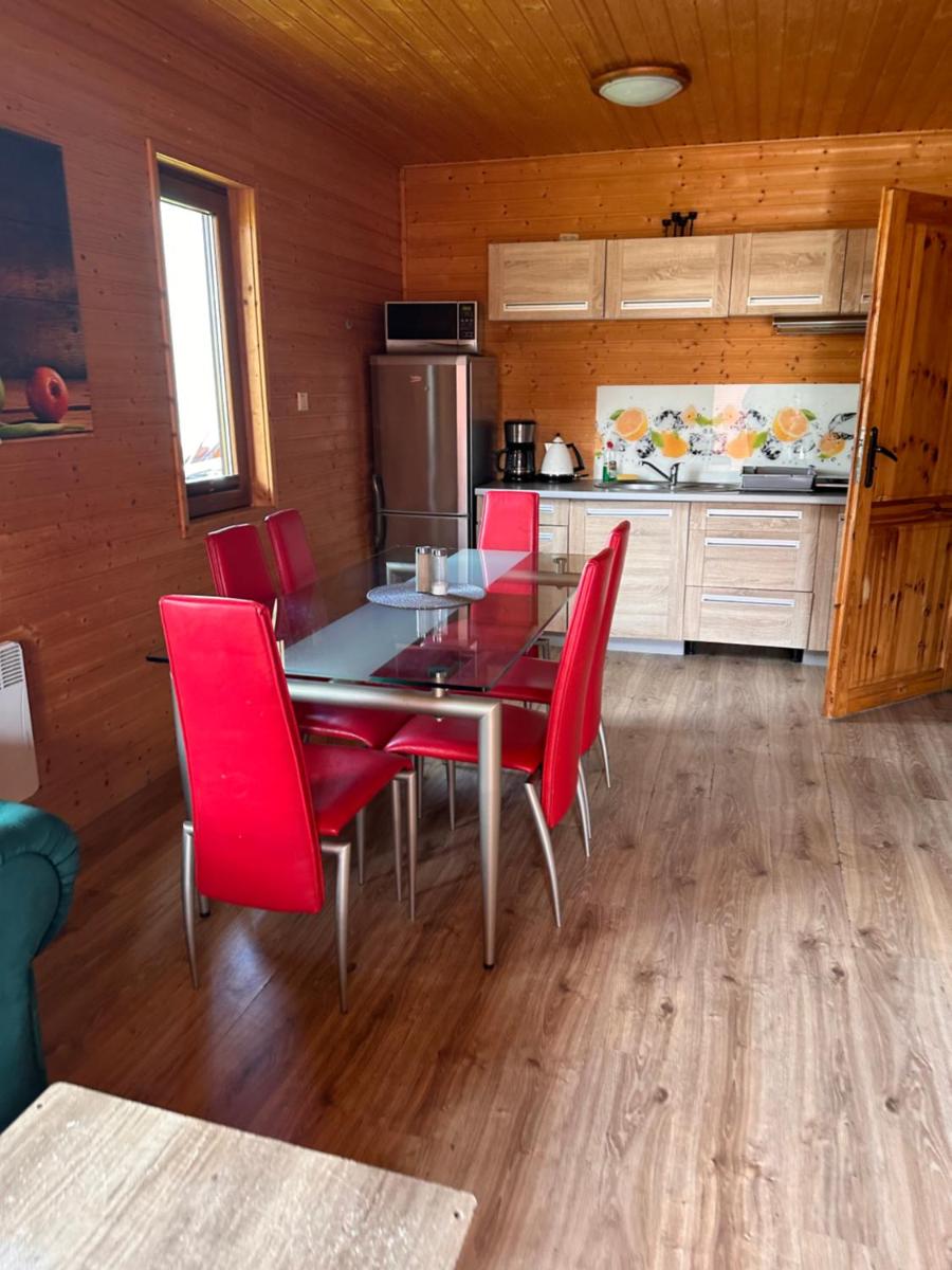 Two-Bedroom House photo 3