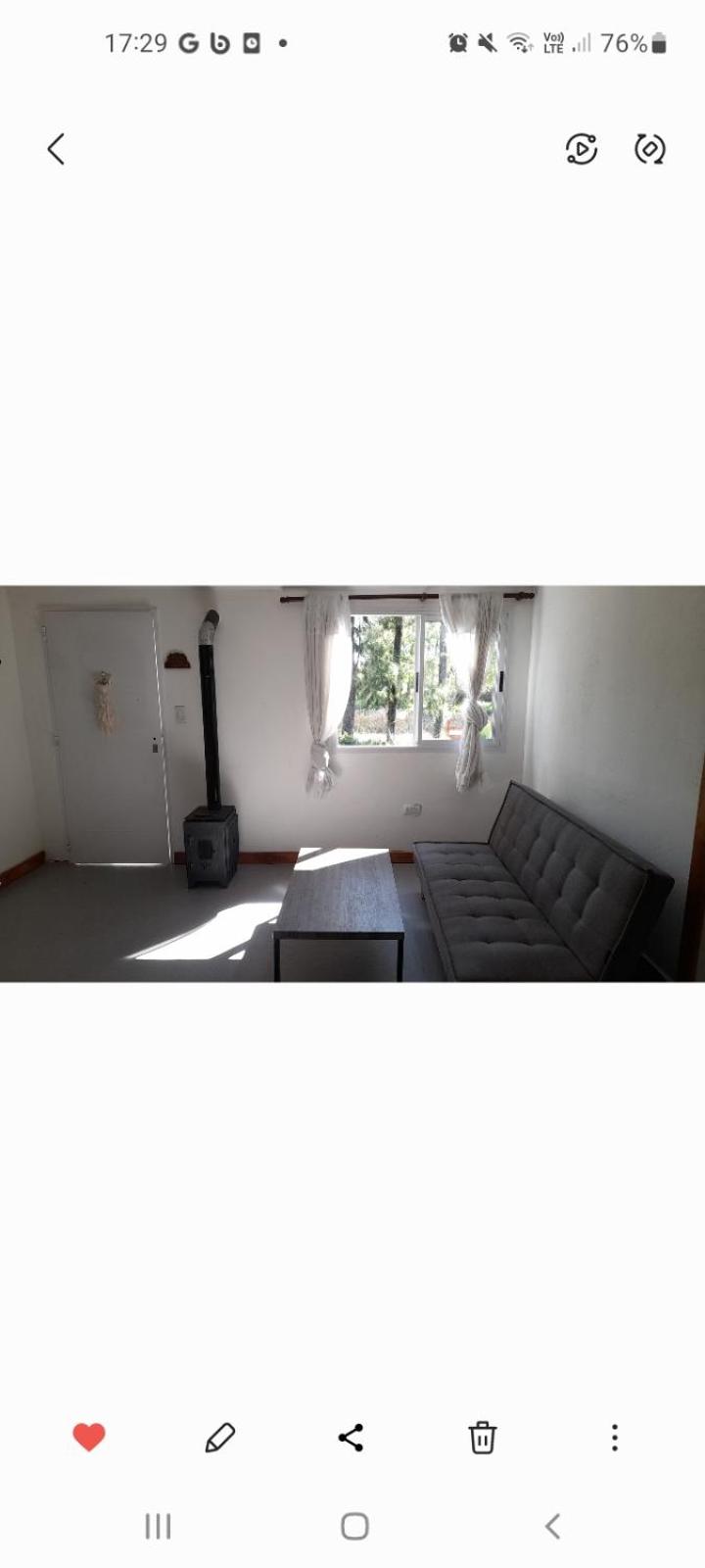 One-Bedroom House photo 1