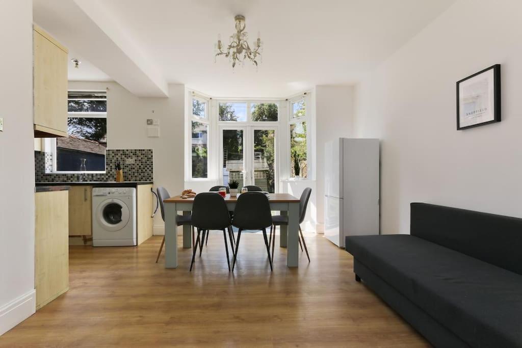 Apartment photo 3