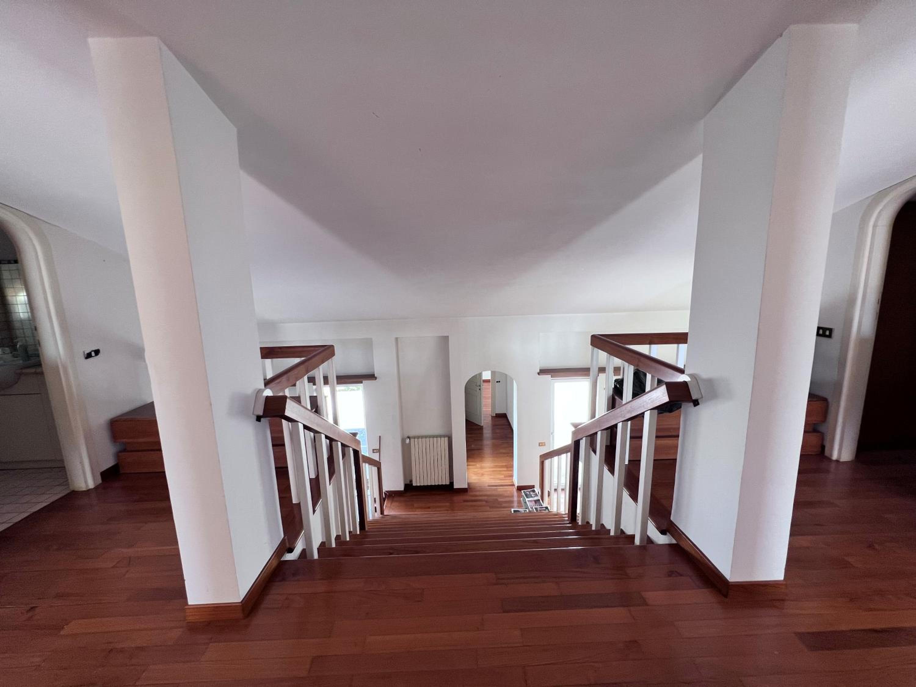 Three-Bedroom Villa photo 3