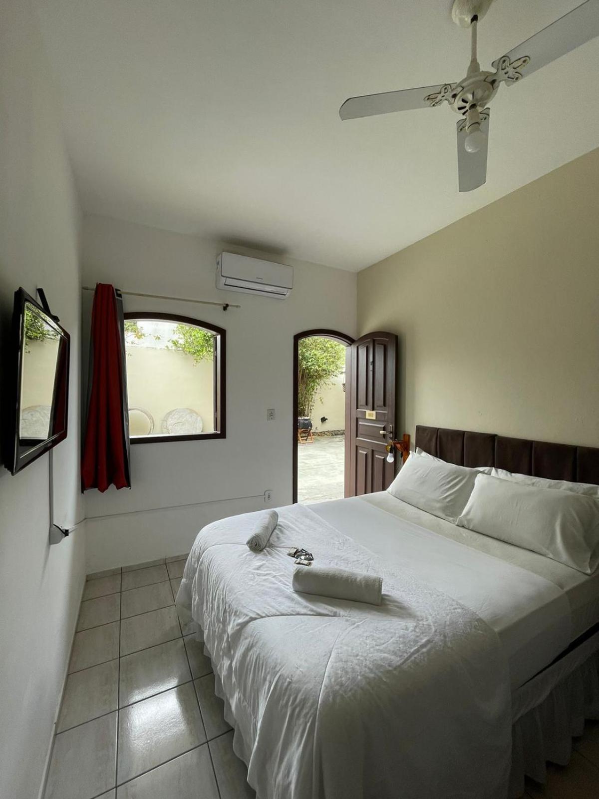 Quadruple Room with Private Bathroom photo 2