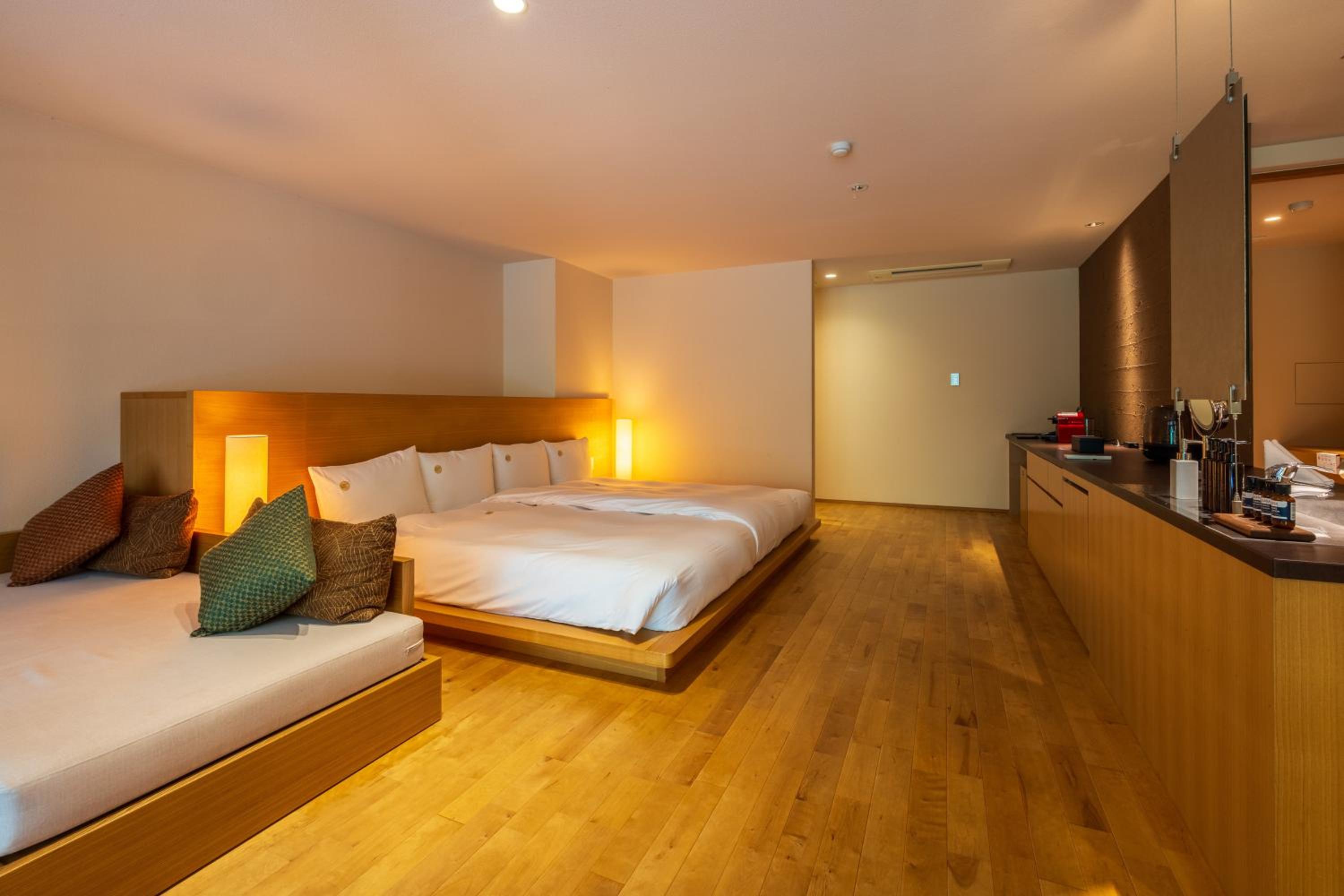 Superior Room with Open-Air Bath "Take" photo 3