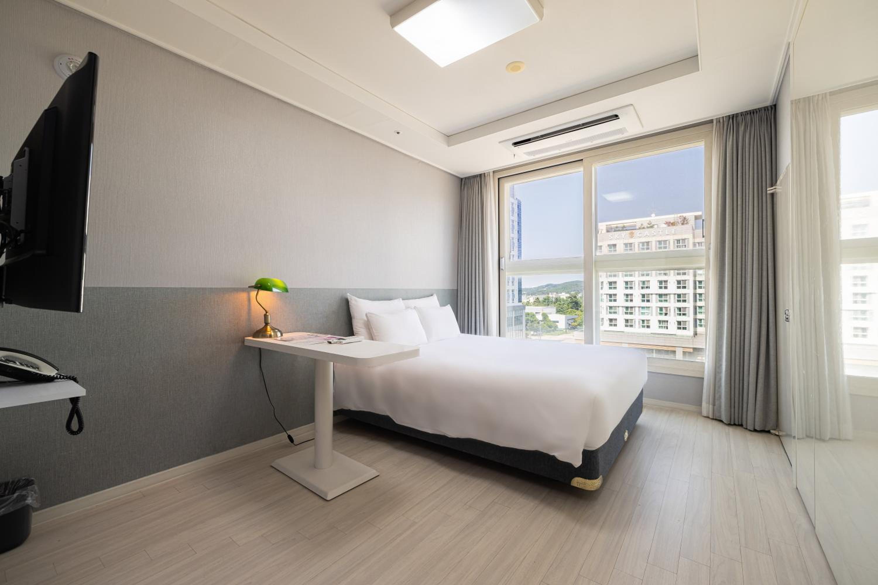 Double Room with Balcony (Eco Friendly)