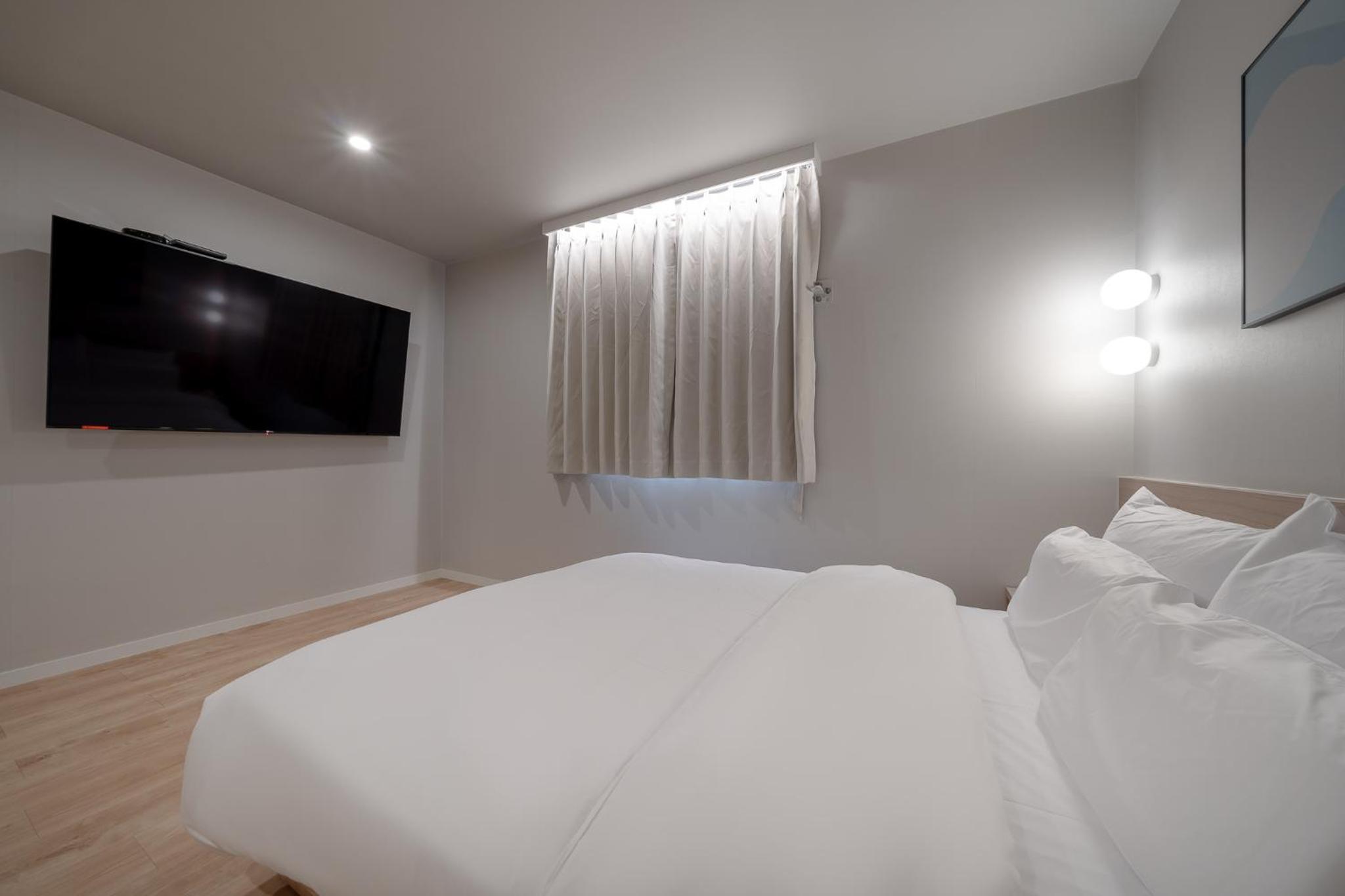 Deluxe Single Room - Photo 6