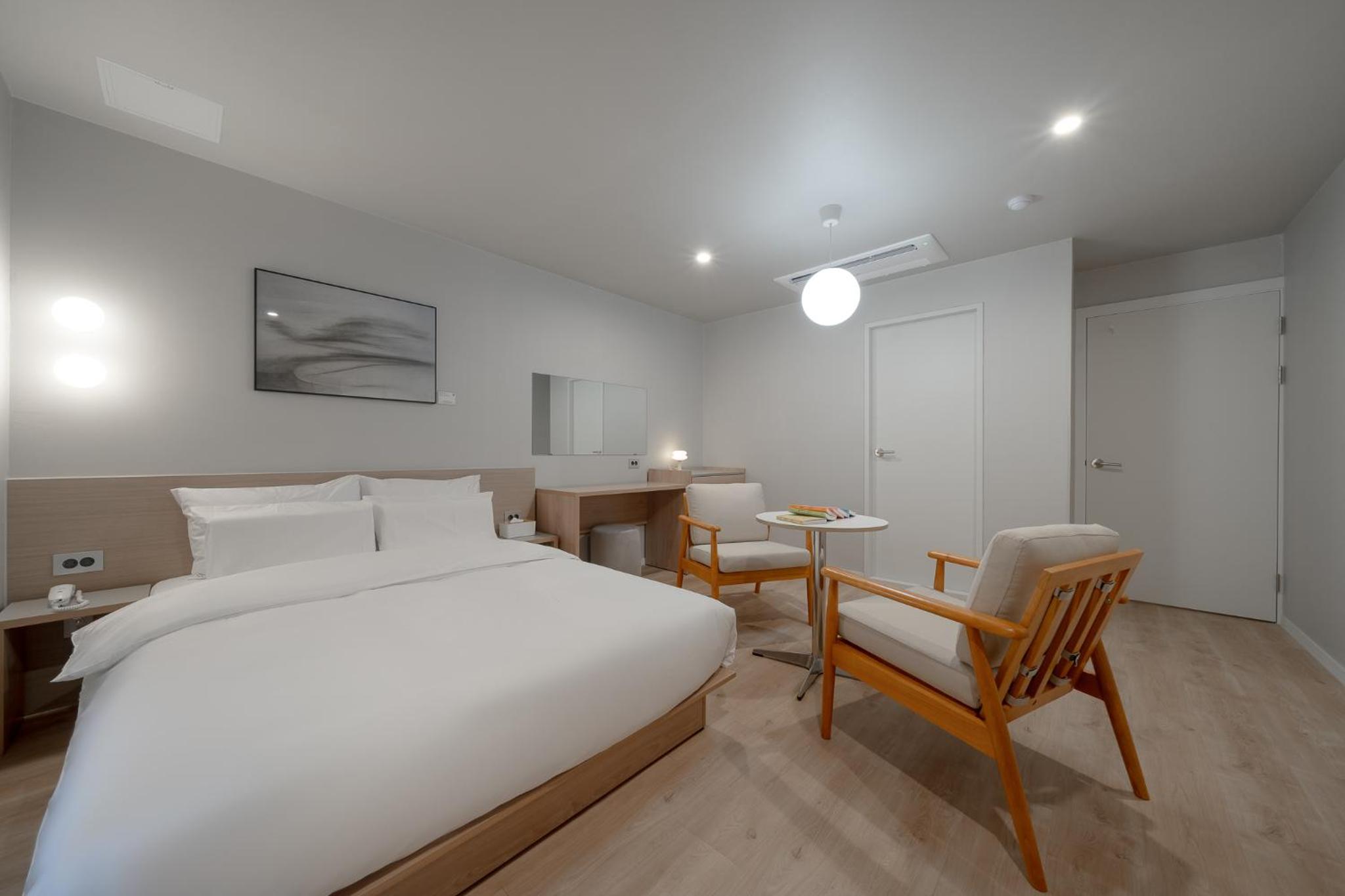 Double Room - Photo 1