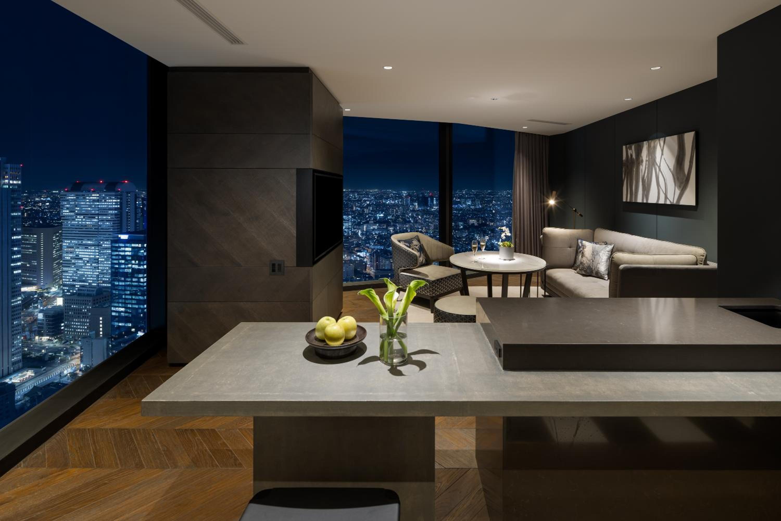 Deluxe Suite photo 3
