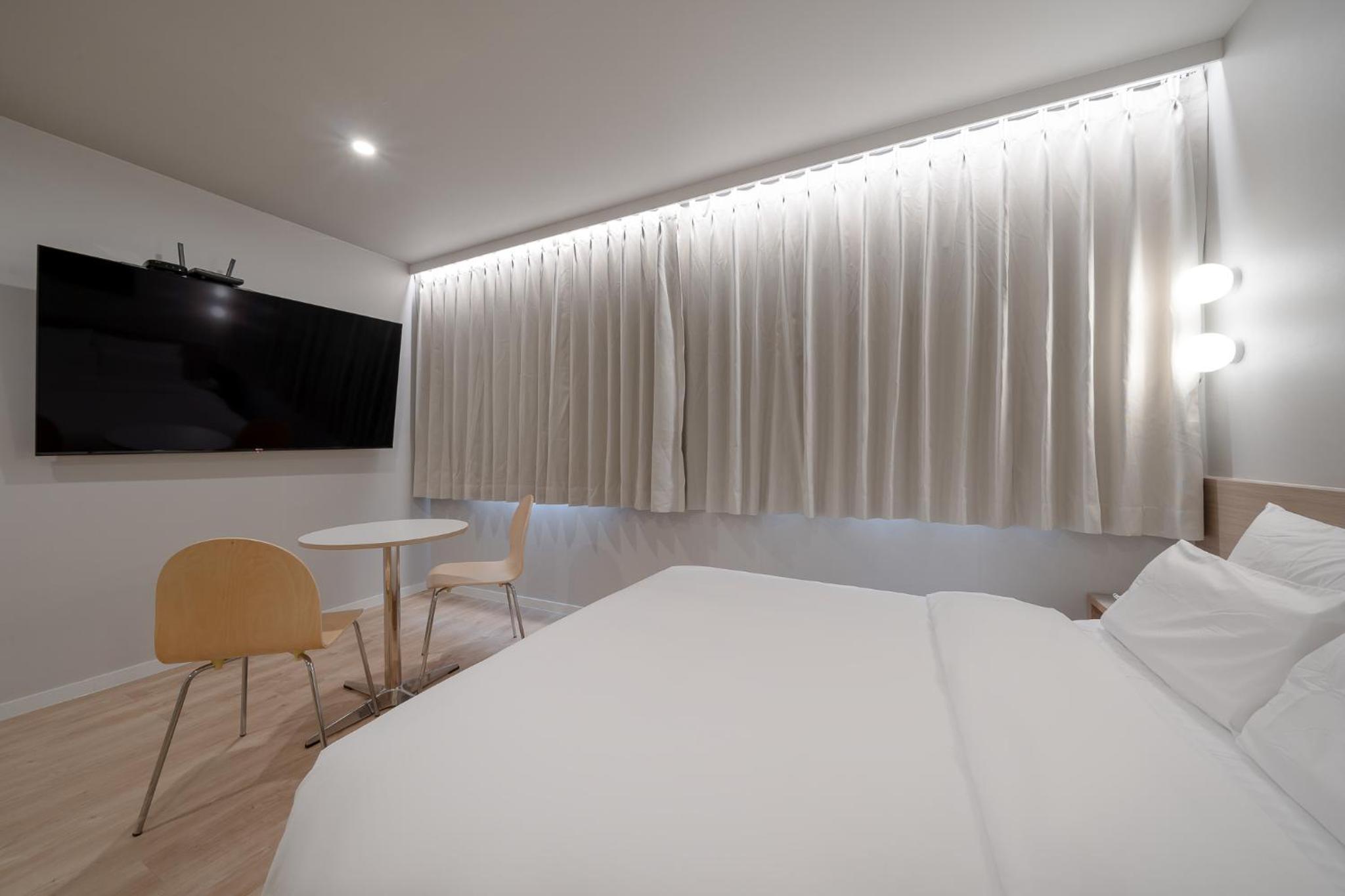 Standard Queen Room - Photo 3