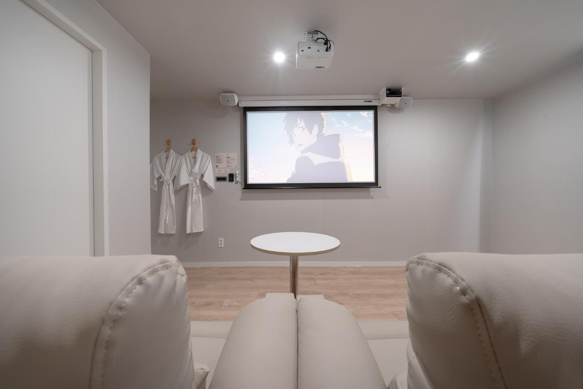 Standard Suite Room - Photo 6