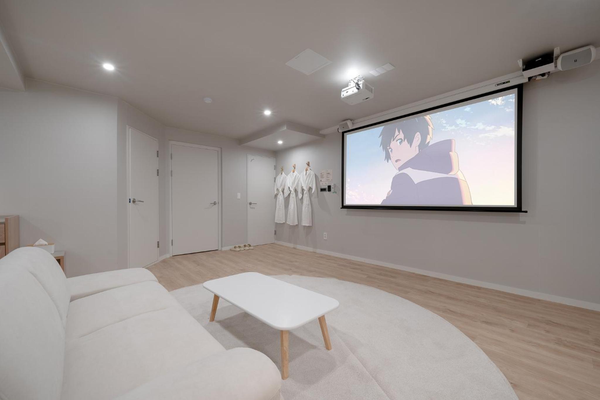 Family Suite Room - Photo 4
