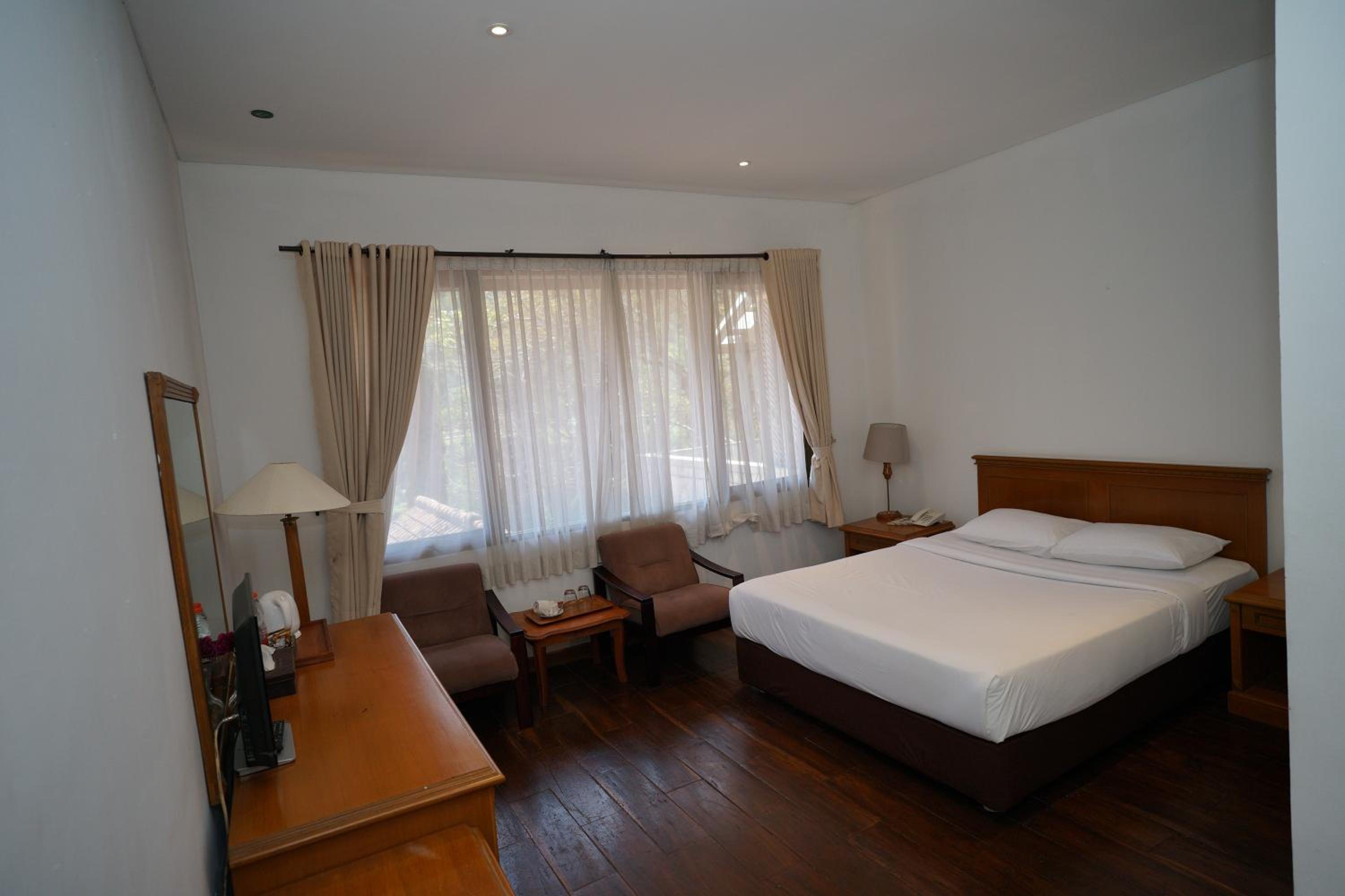 Double or Twin Room photo 2