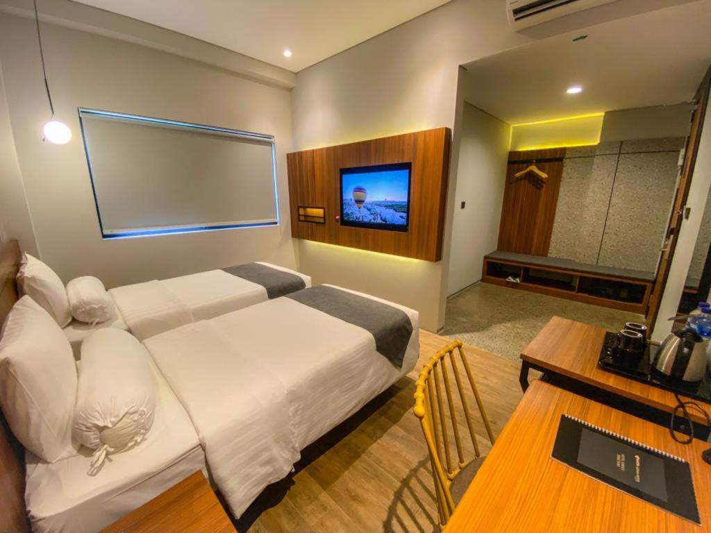 Grand Deluxe Twin Room - Photo 1