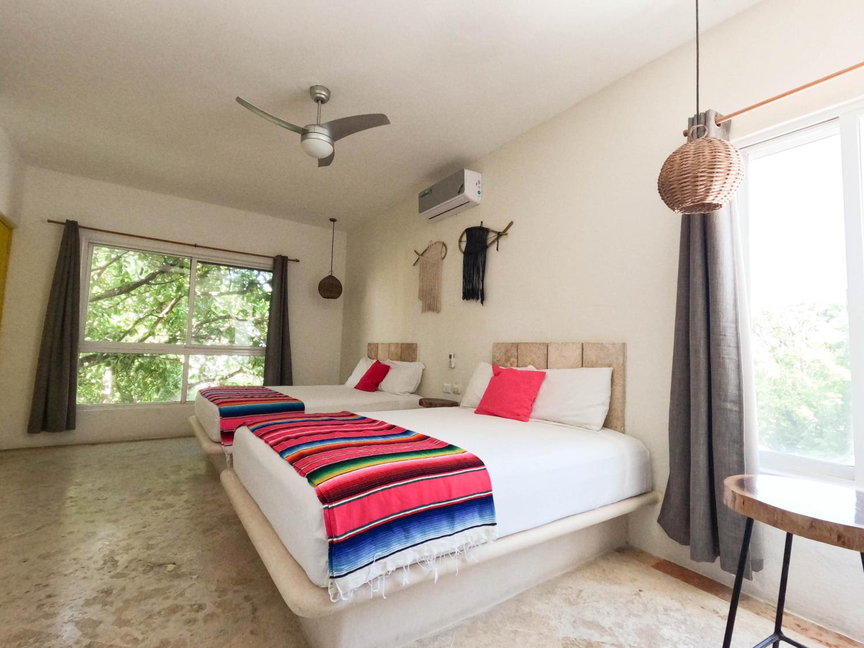 Standard Twin Room - Photo 18