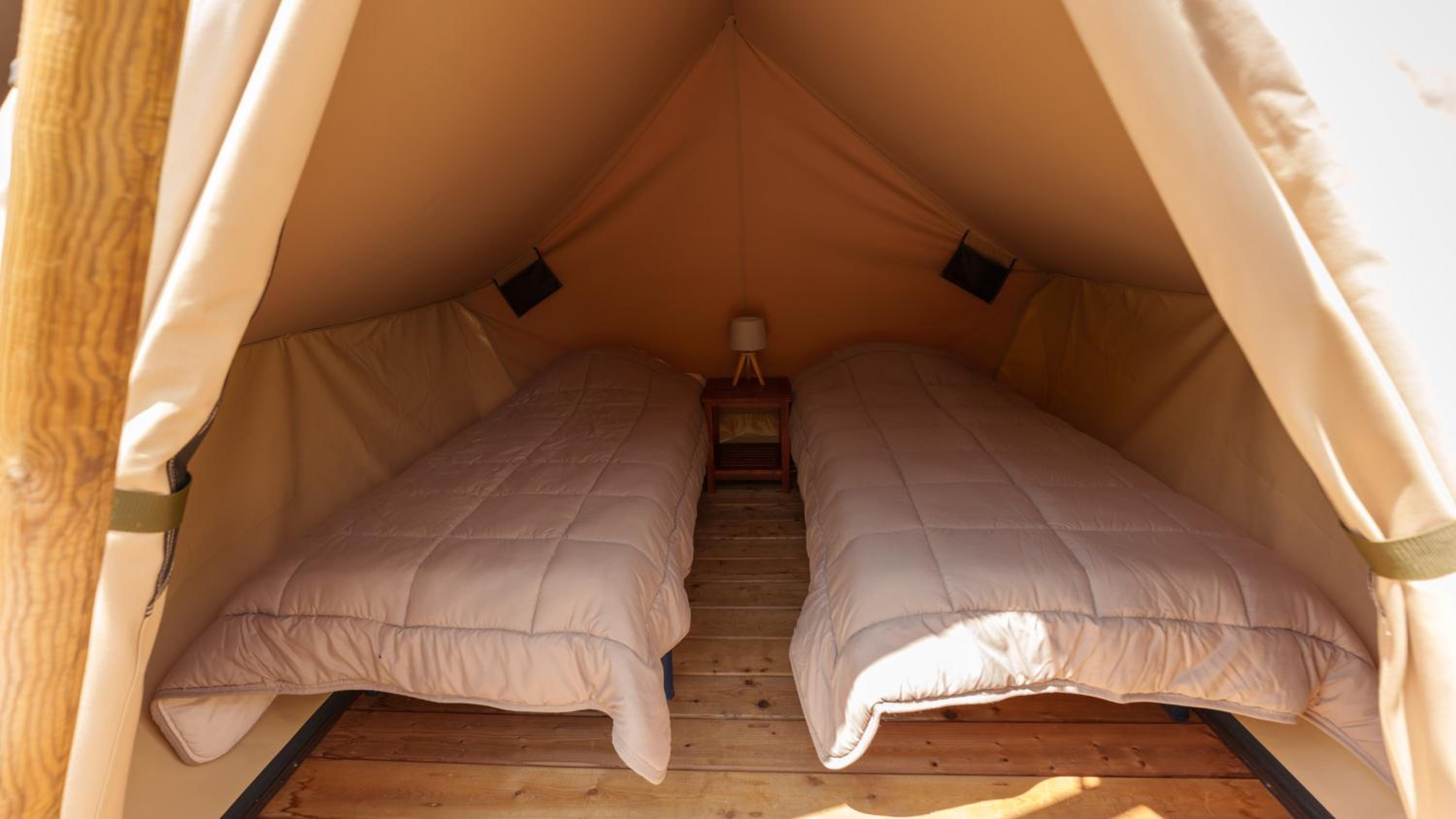 Tent - Photo 1