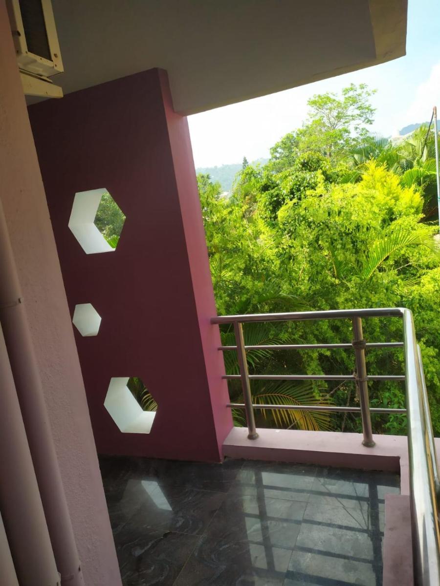 Double Room with Balcony (2 Adults + 1 Child) photo 2