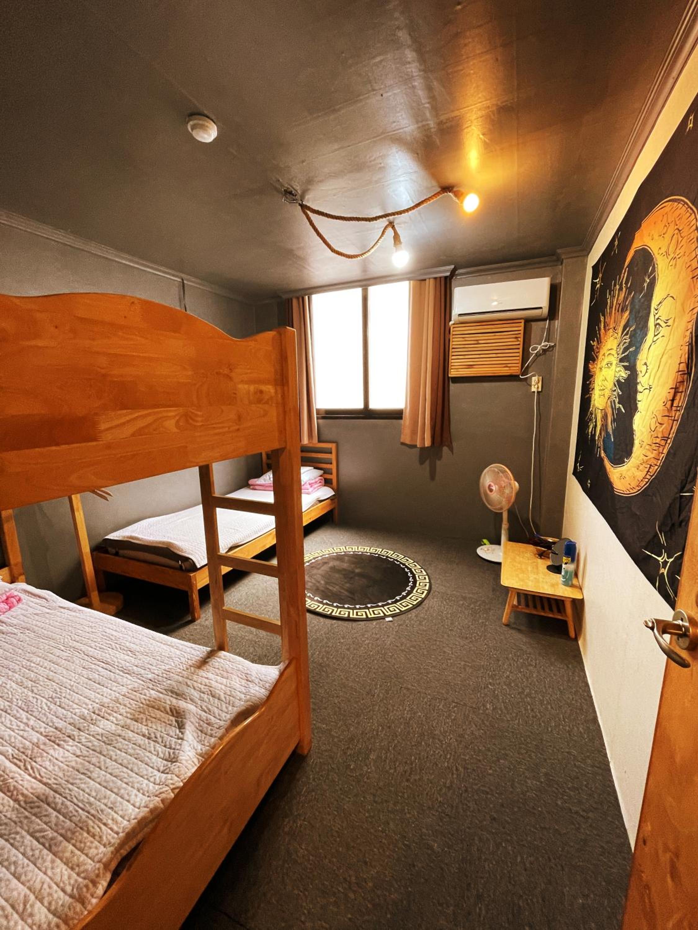 Triple Room with Private Bathroom - Photo 1