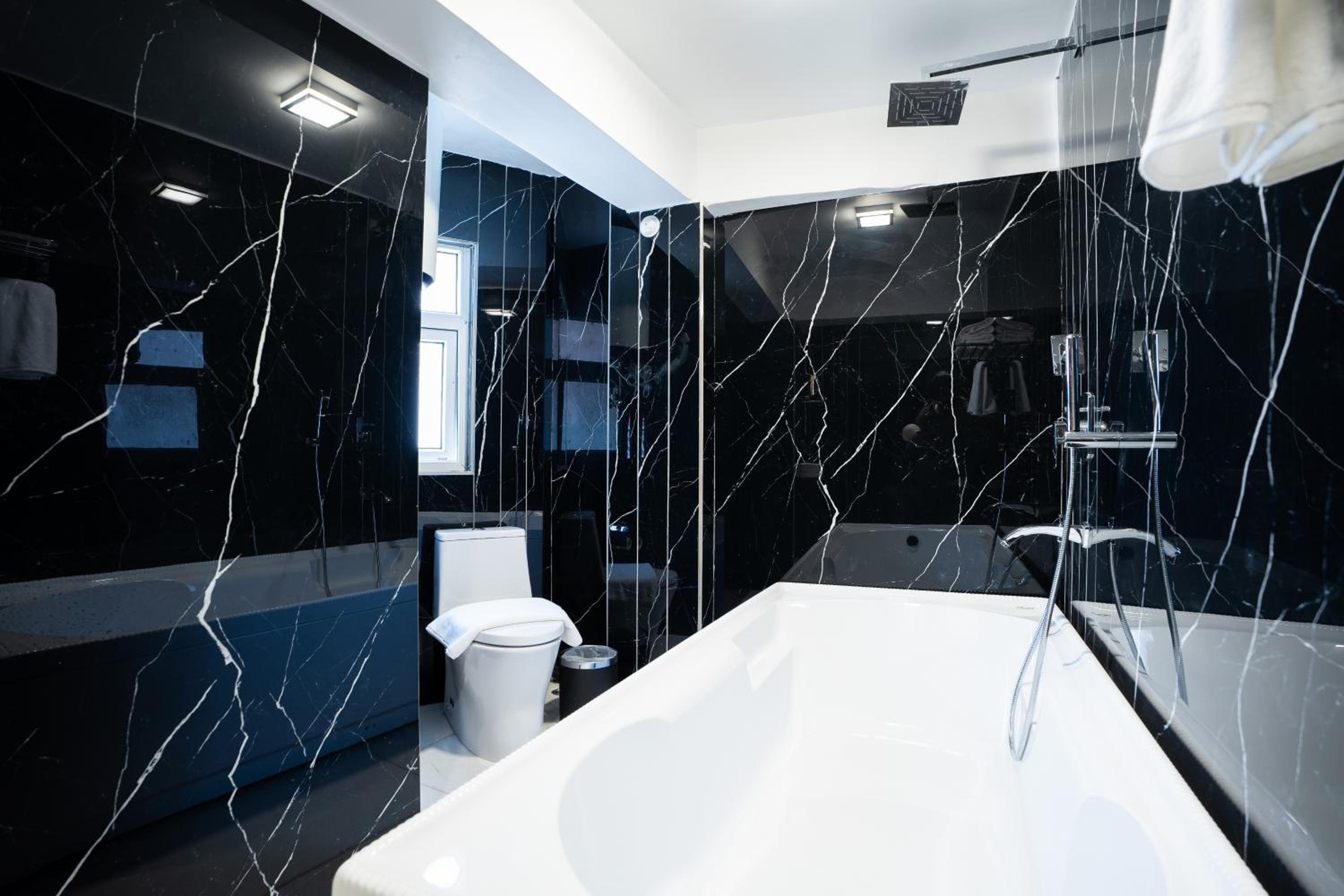 Premium Room with Bathtub  - Photo 5
