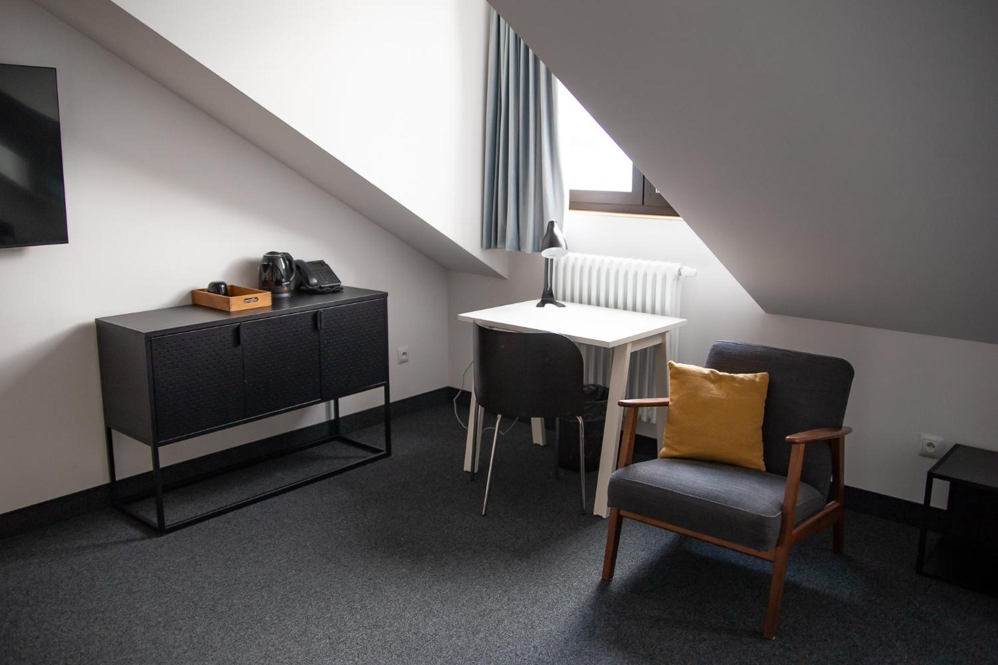 Standard Single Room photo 2