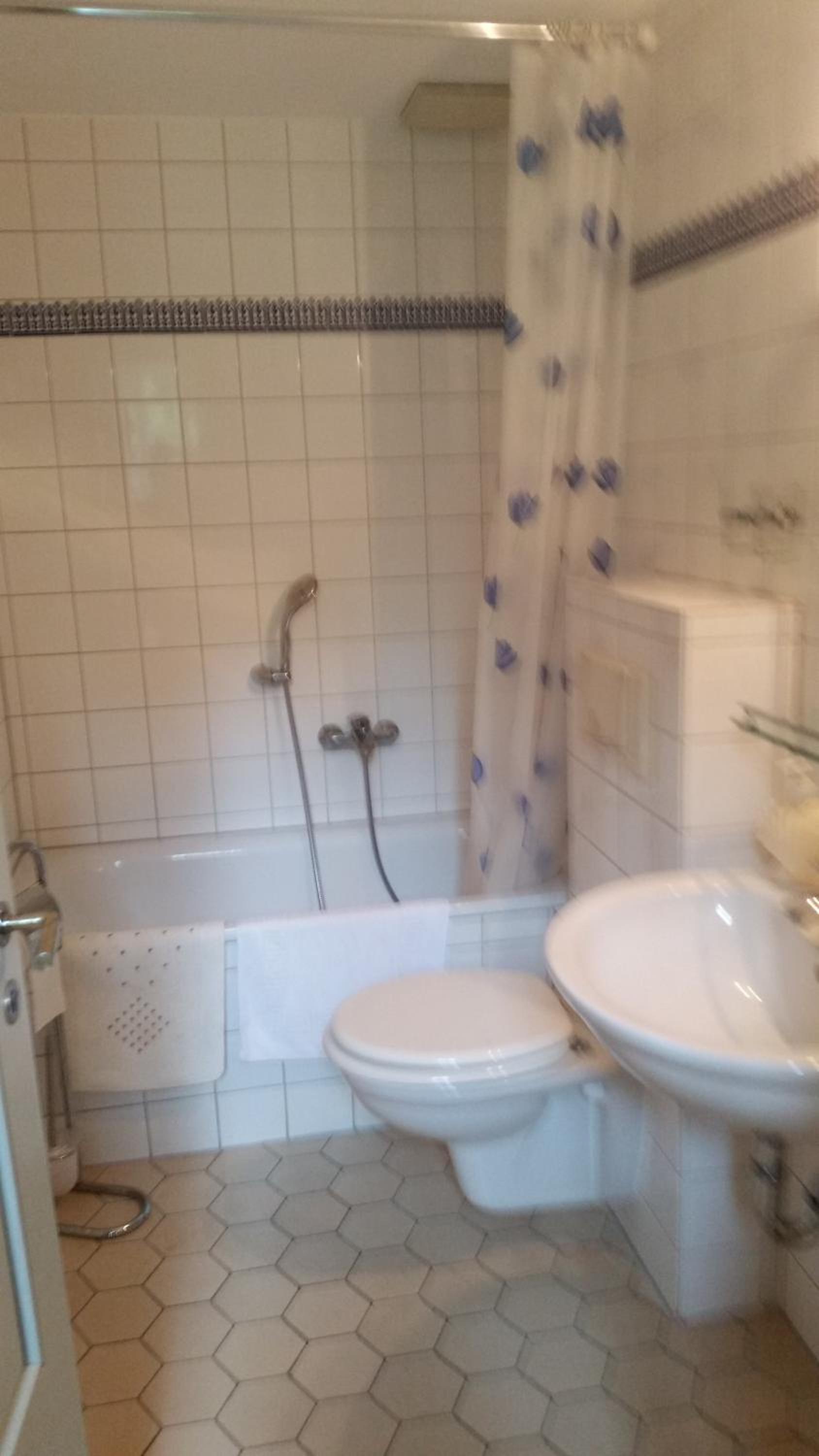 Suite - Photo 6