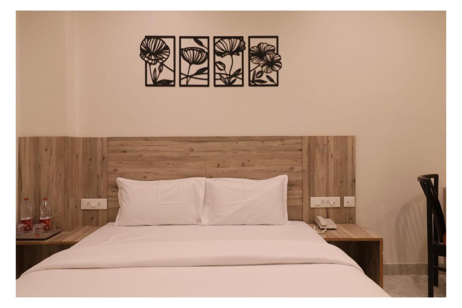 Deluxe Room - Photo 4