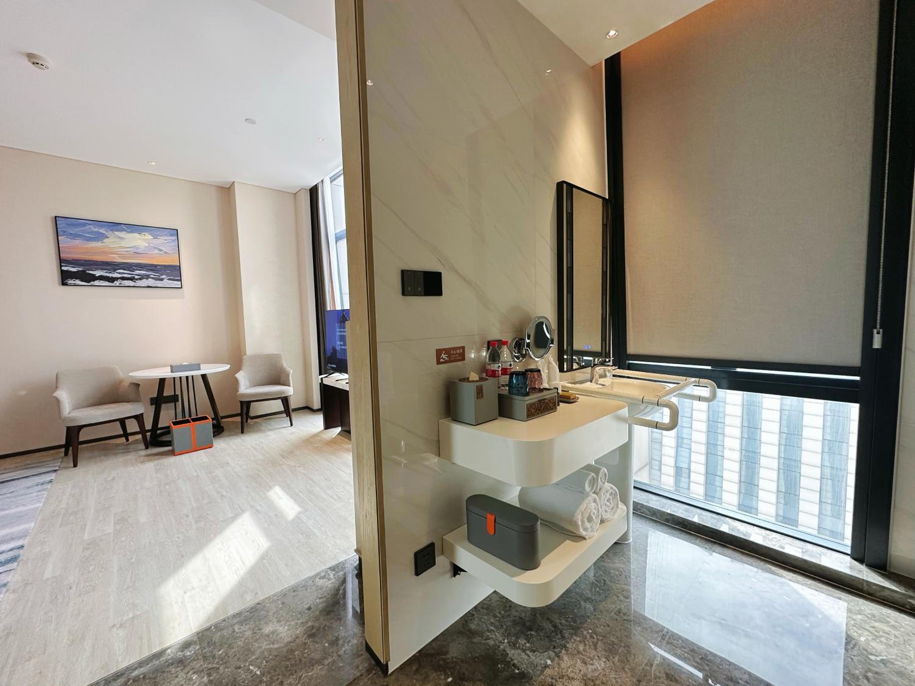 Accessible King Room, Nonsmoking - Photo 4