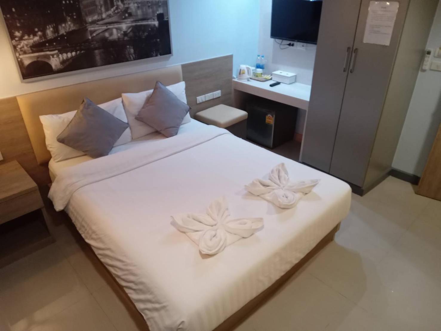 Superior Double Room (No Window) photo 1