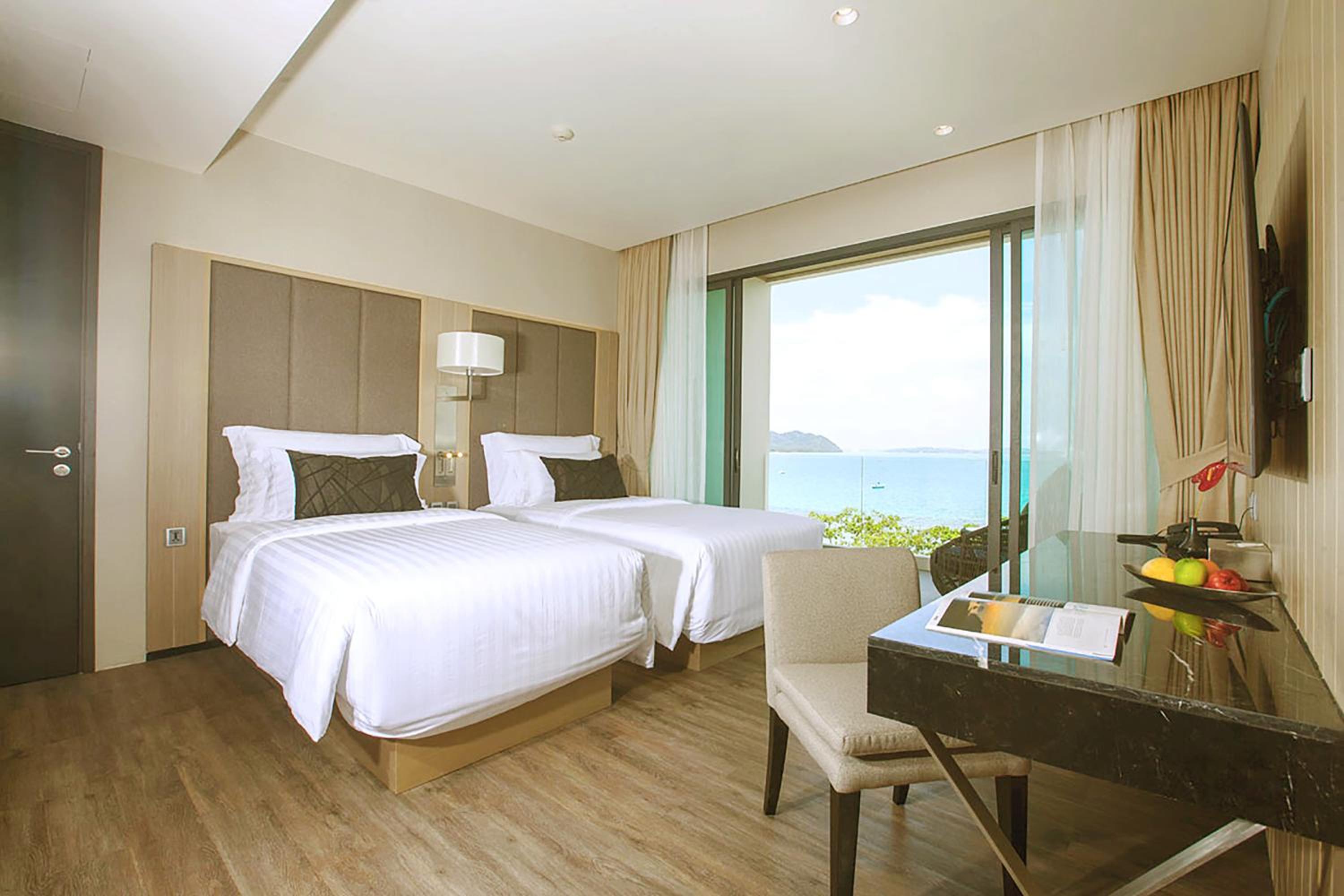 Twin Room with Sea View