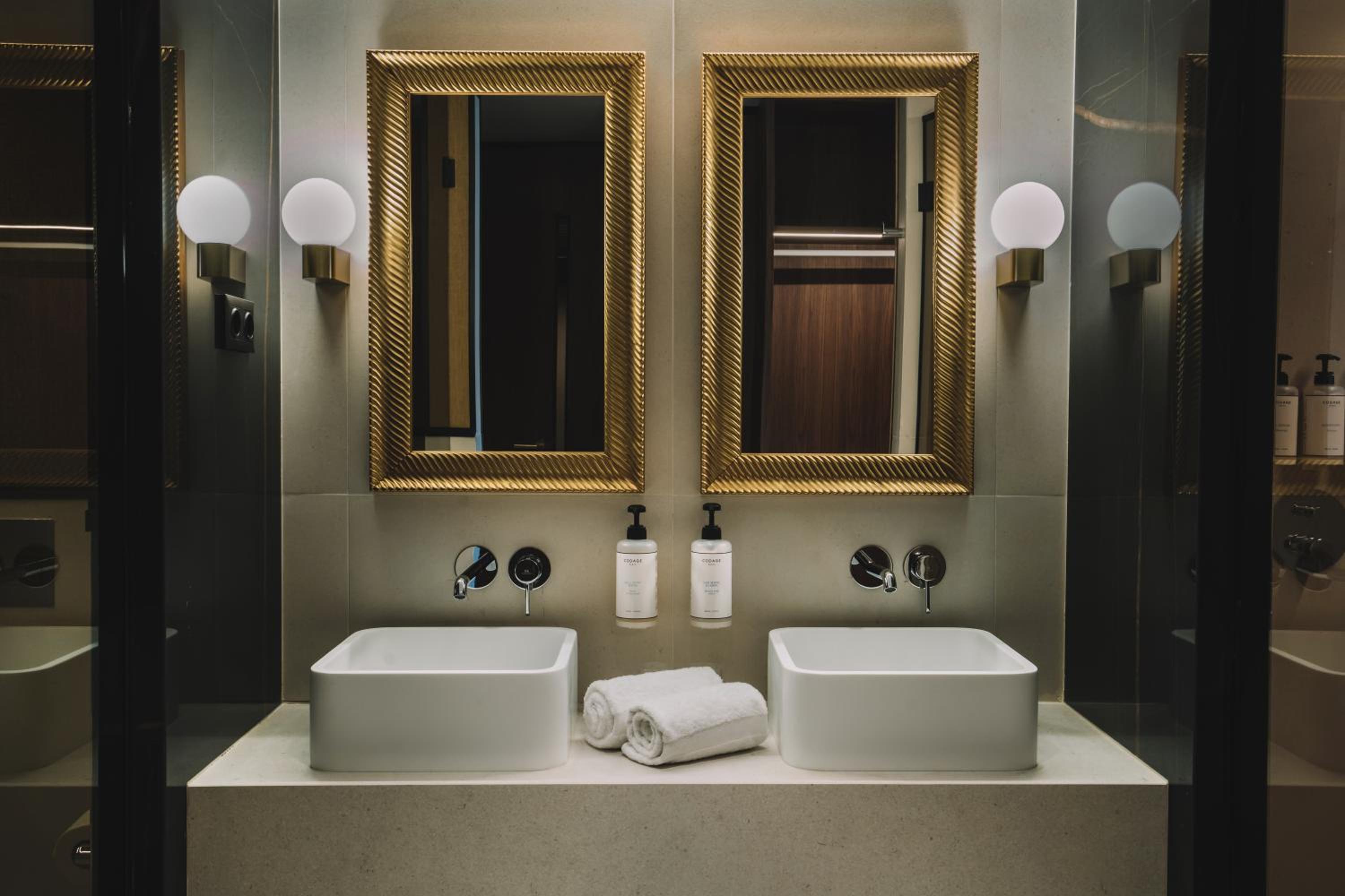 Junior Suite - Photo 2
