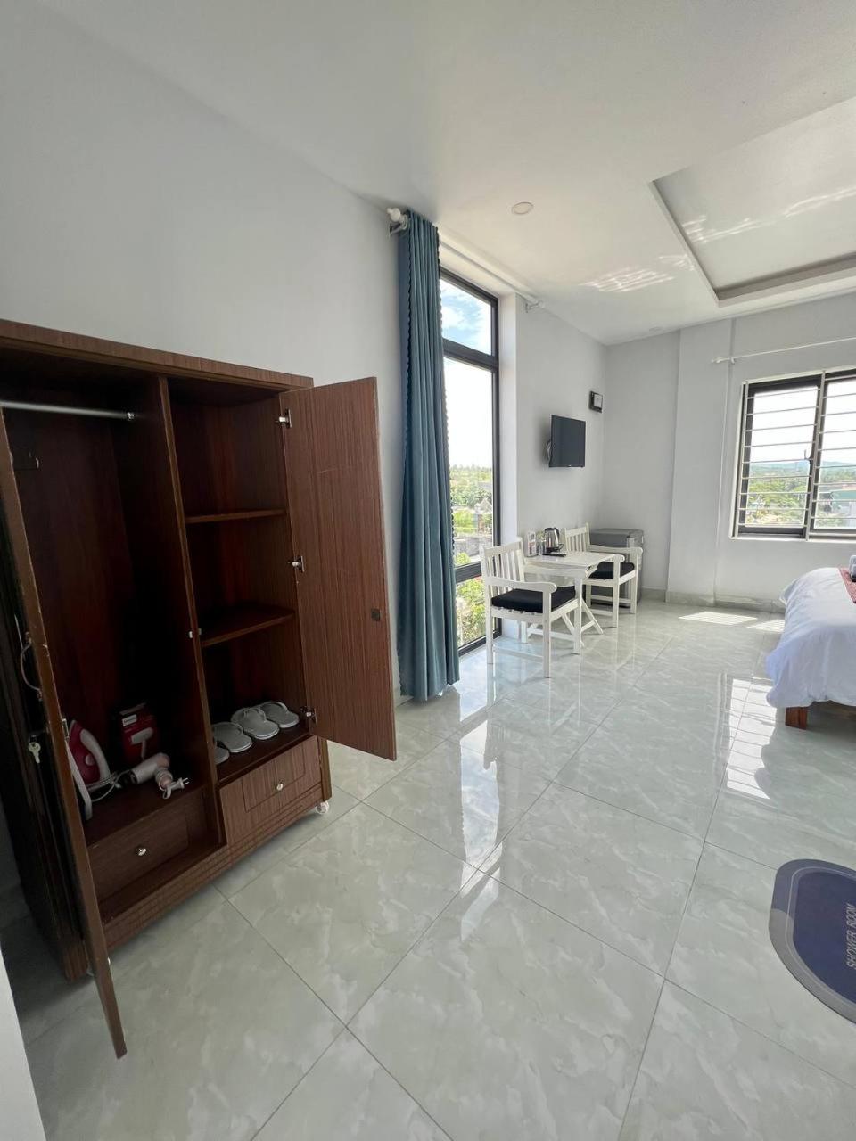 King Room with Sea View - Photo 3