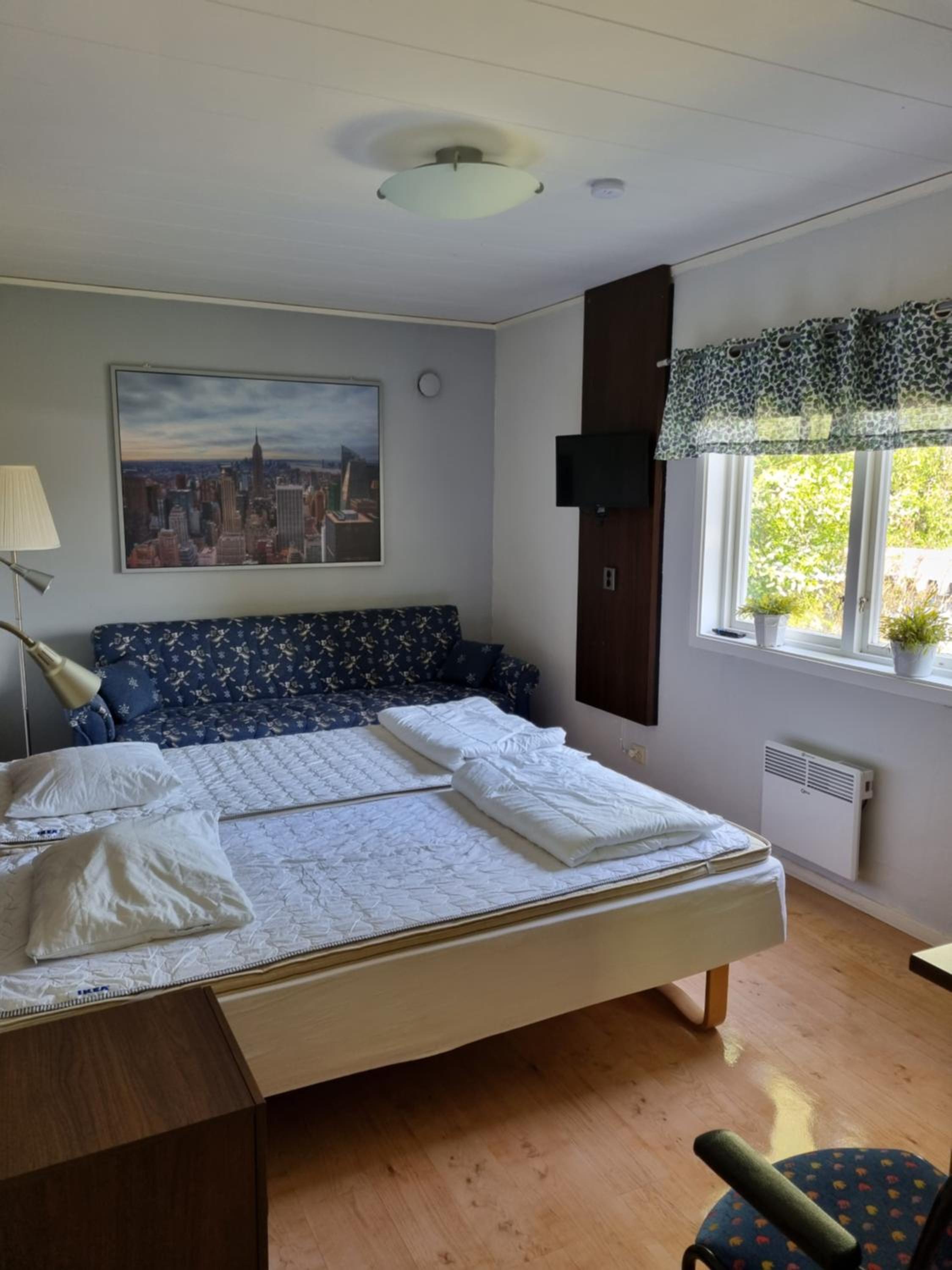 Three-Bedroom House photo 1