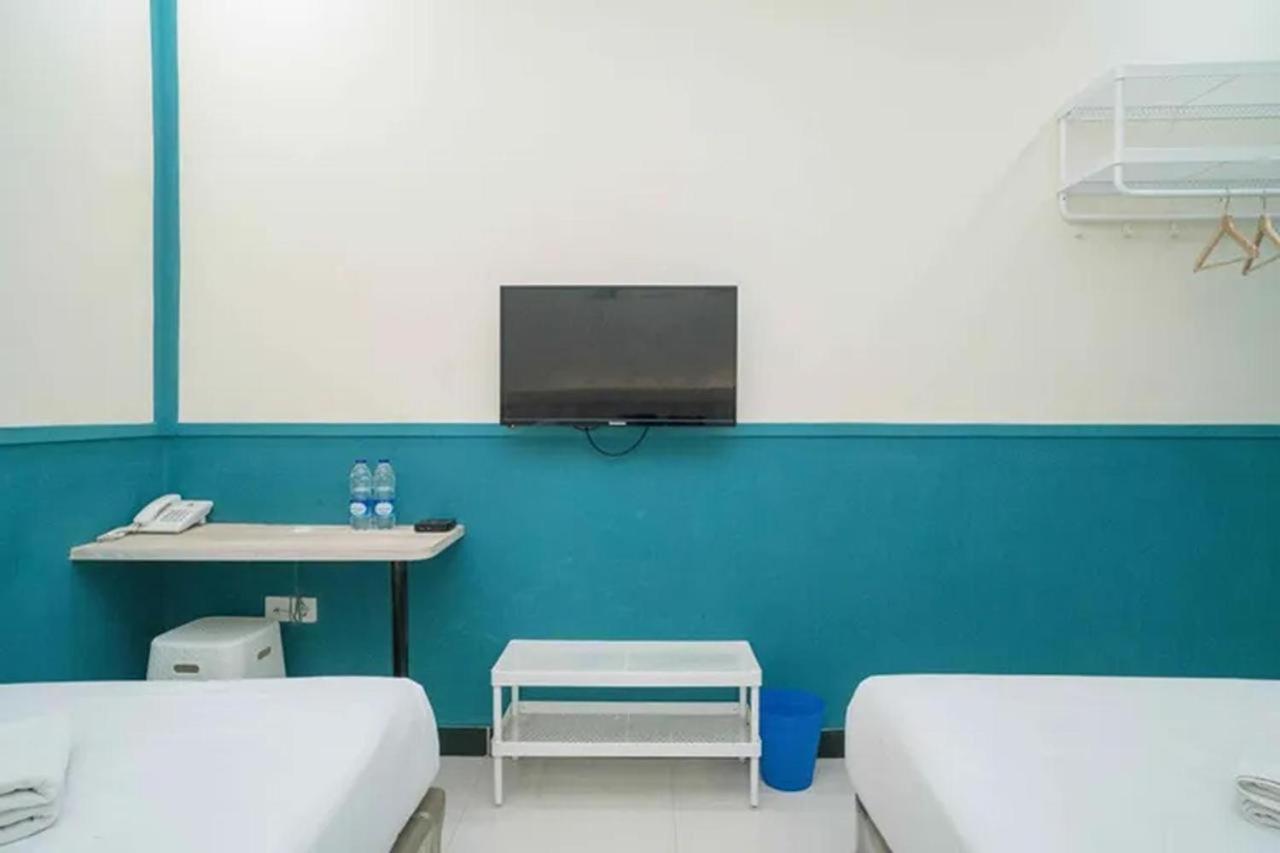 Standard Twin Room photo 2