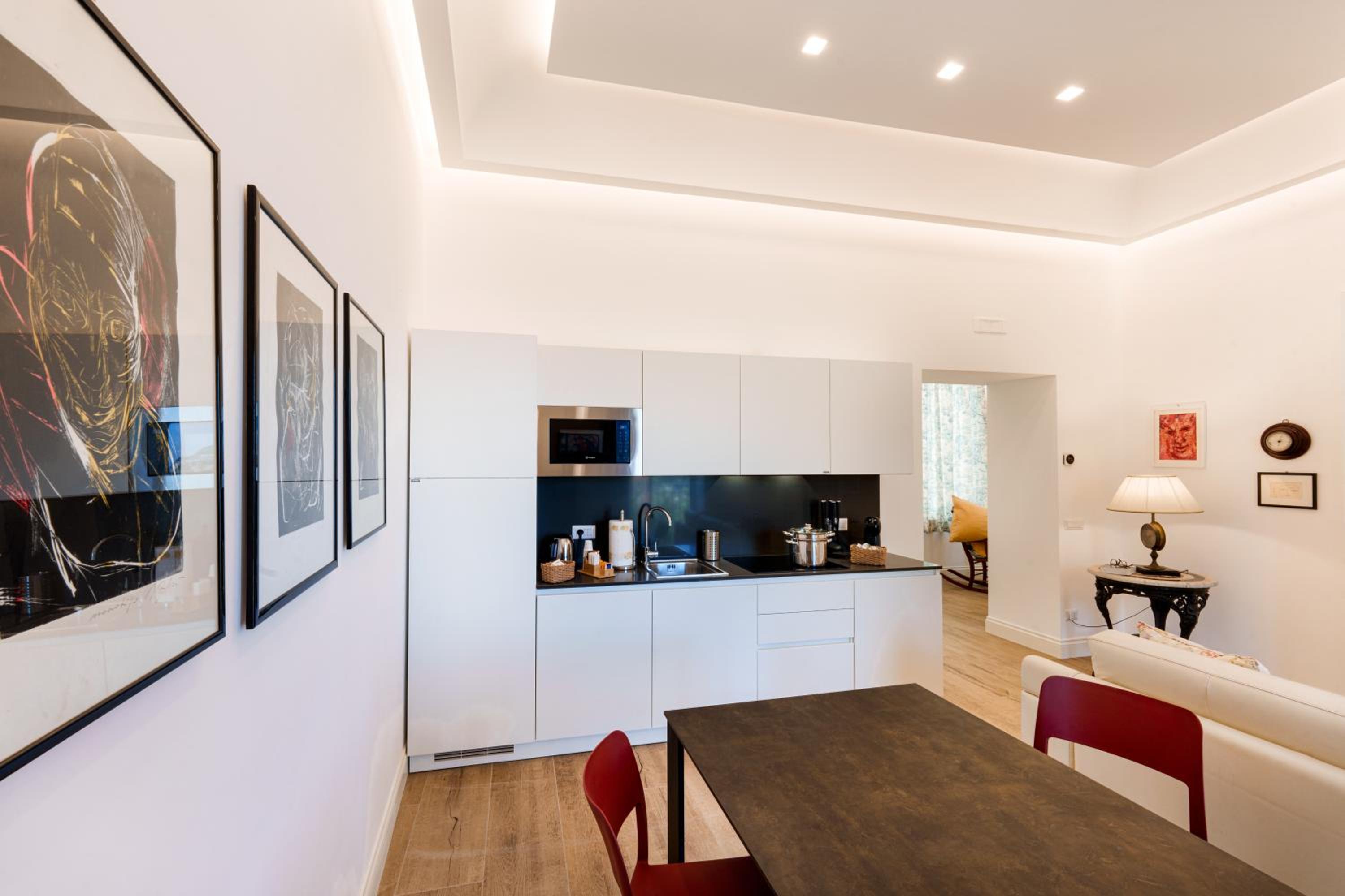 Two-Bedroom House photo 2