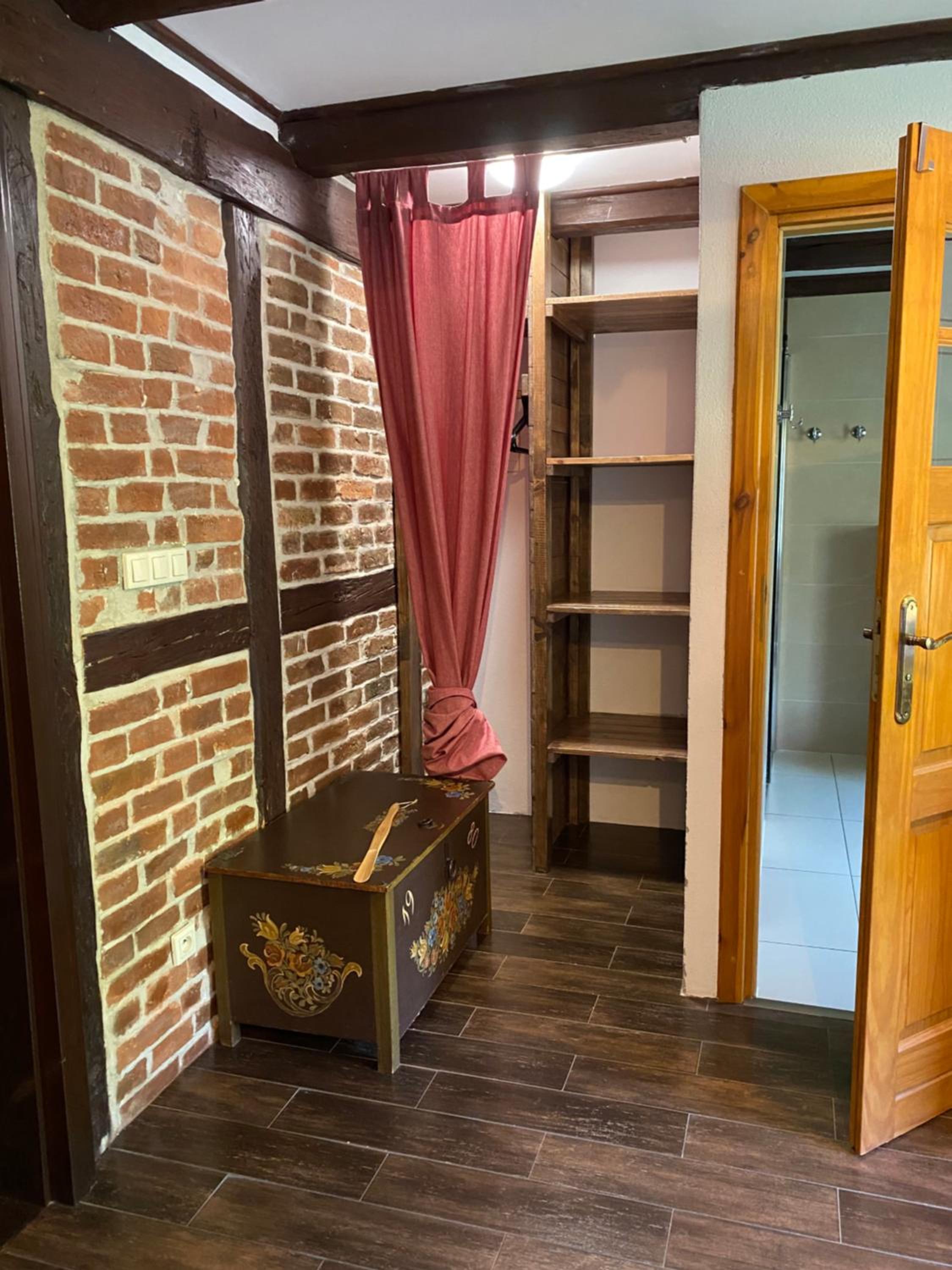 Standard Twin Room photo 2