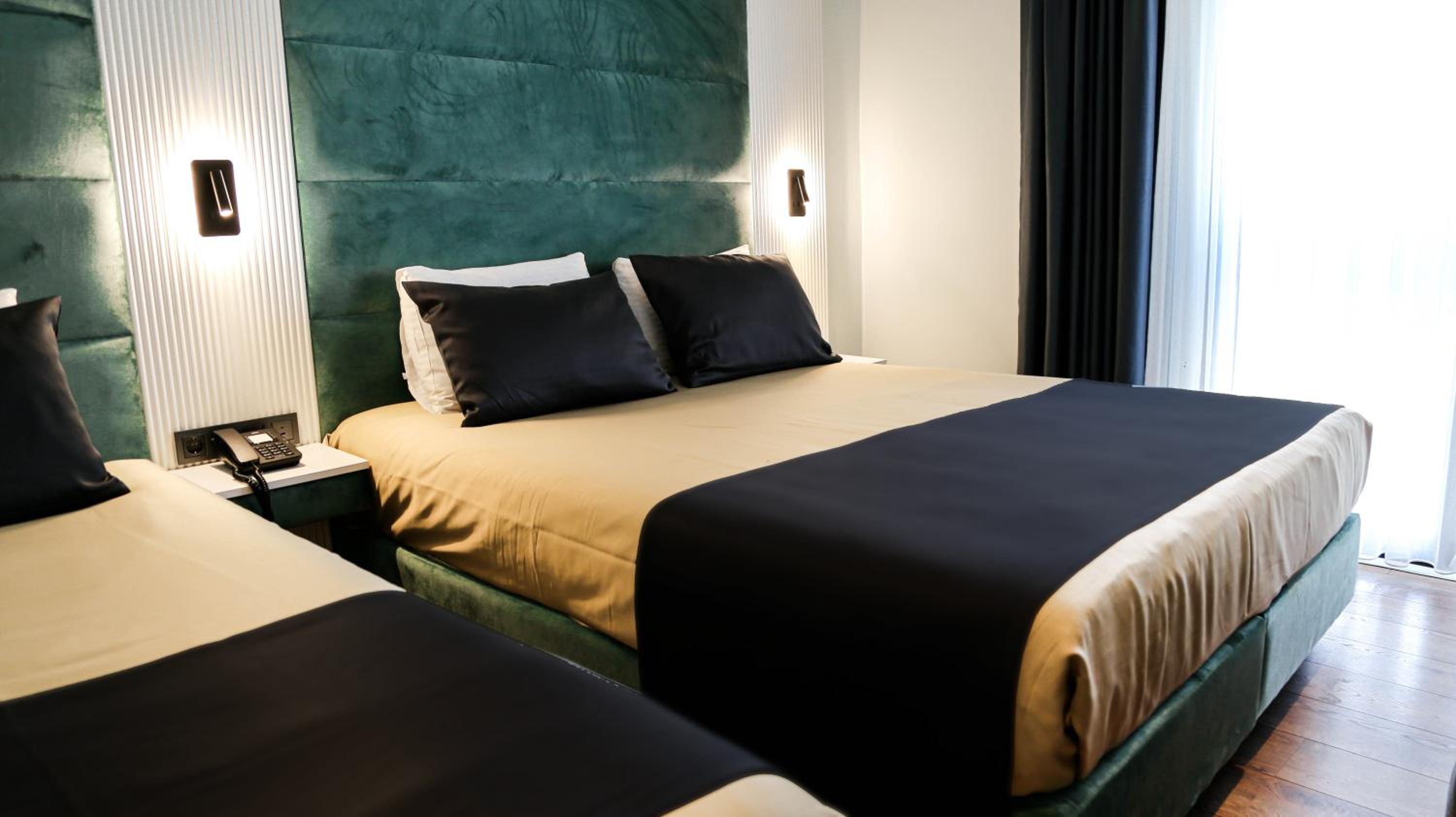 Deluxe Triple Room - Photo 4