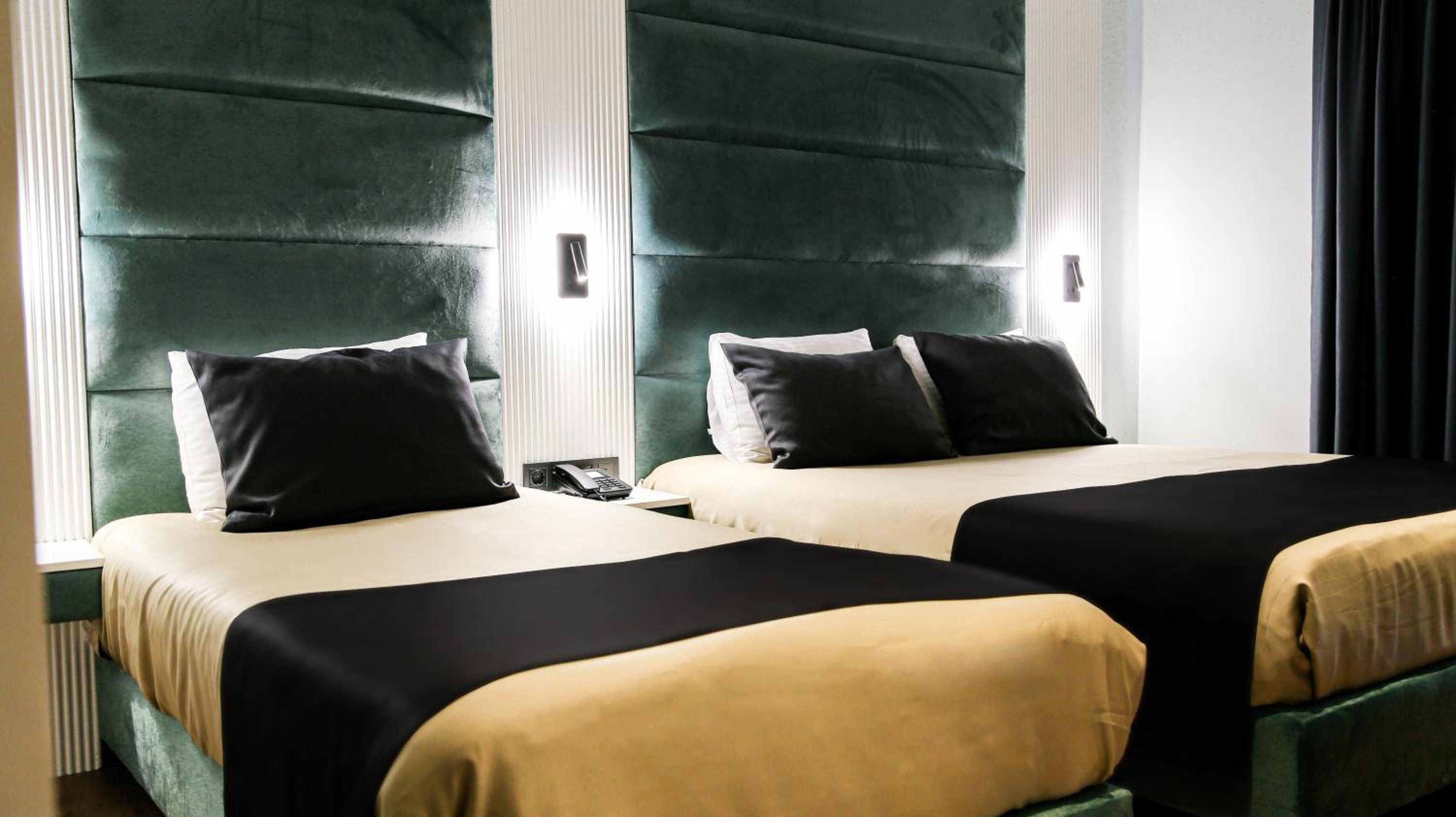 Deluxe Triple Room - Photo 15