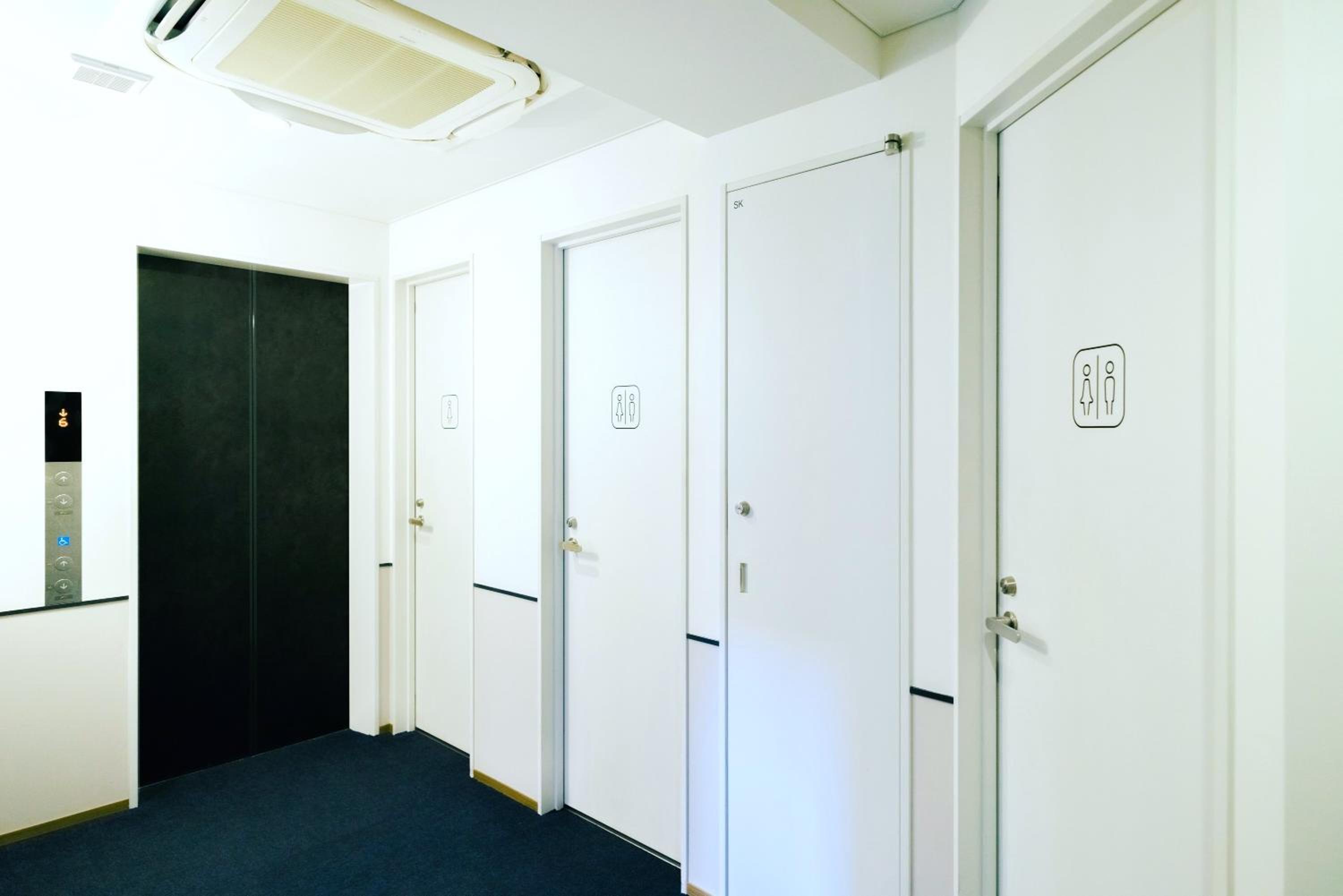 Quadruple Room with Shared Bathroom photo 2