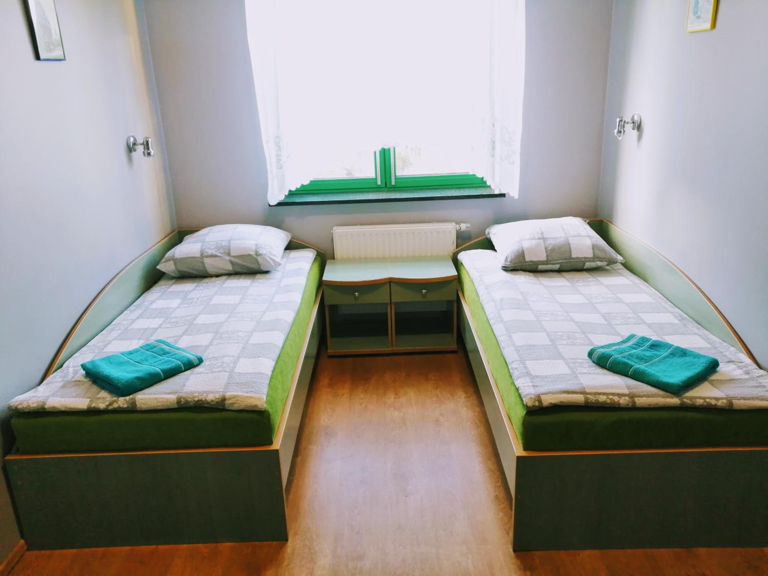 Twin Room - Photo 6