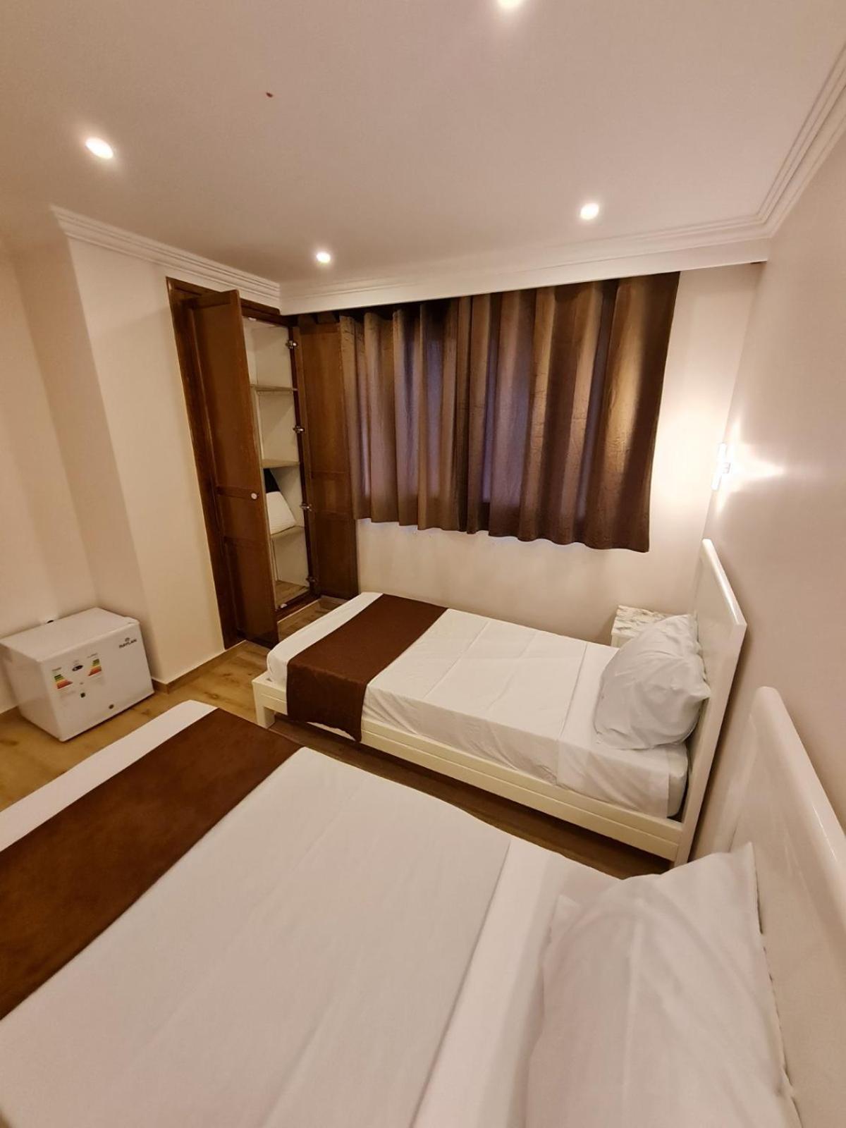 Standard Twin Room photo 2