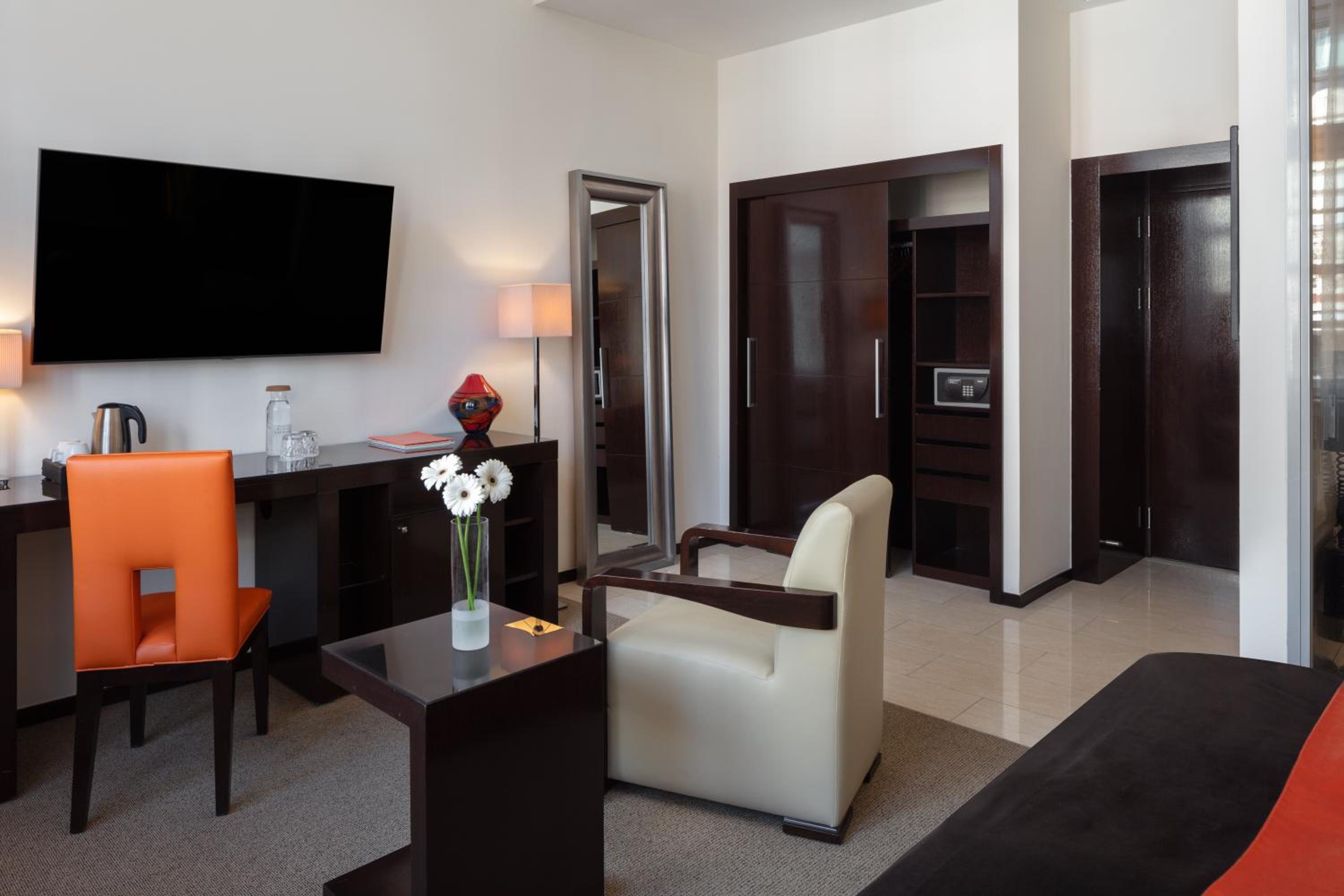 Deluxe Double Room photo 3