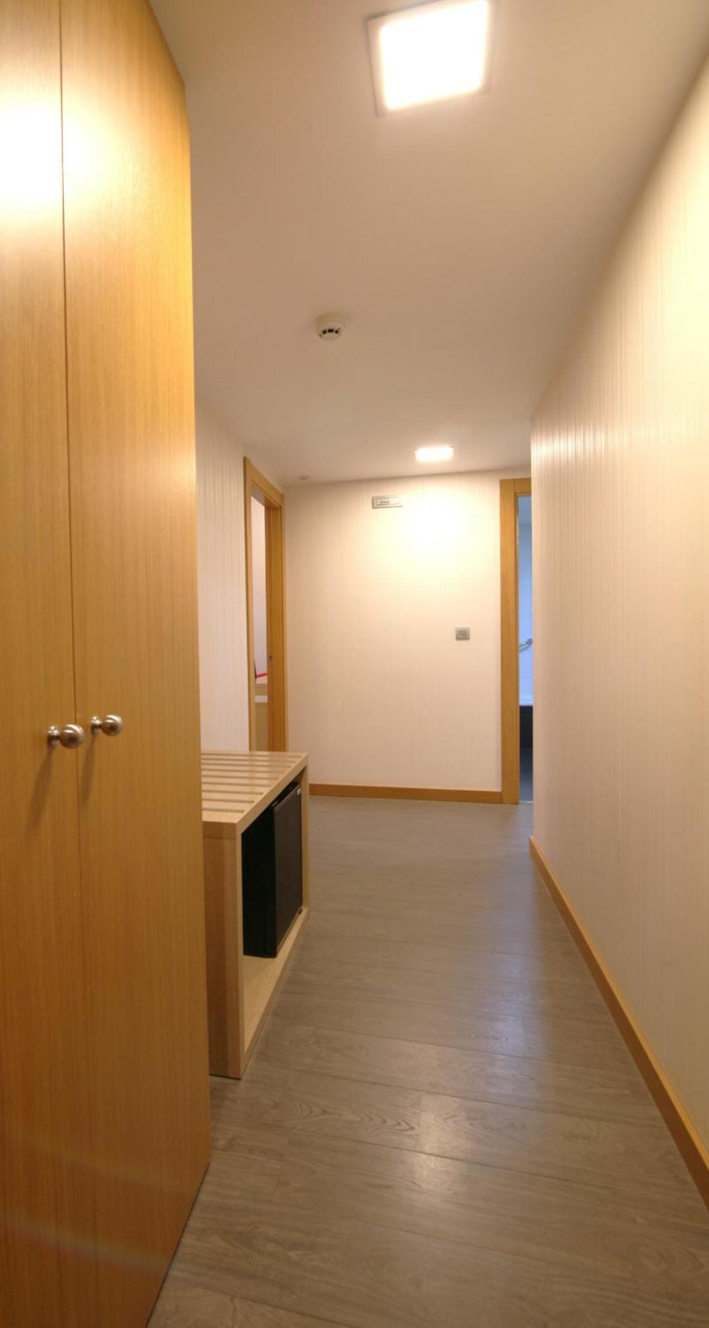Family Room photo 3