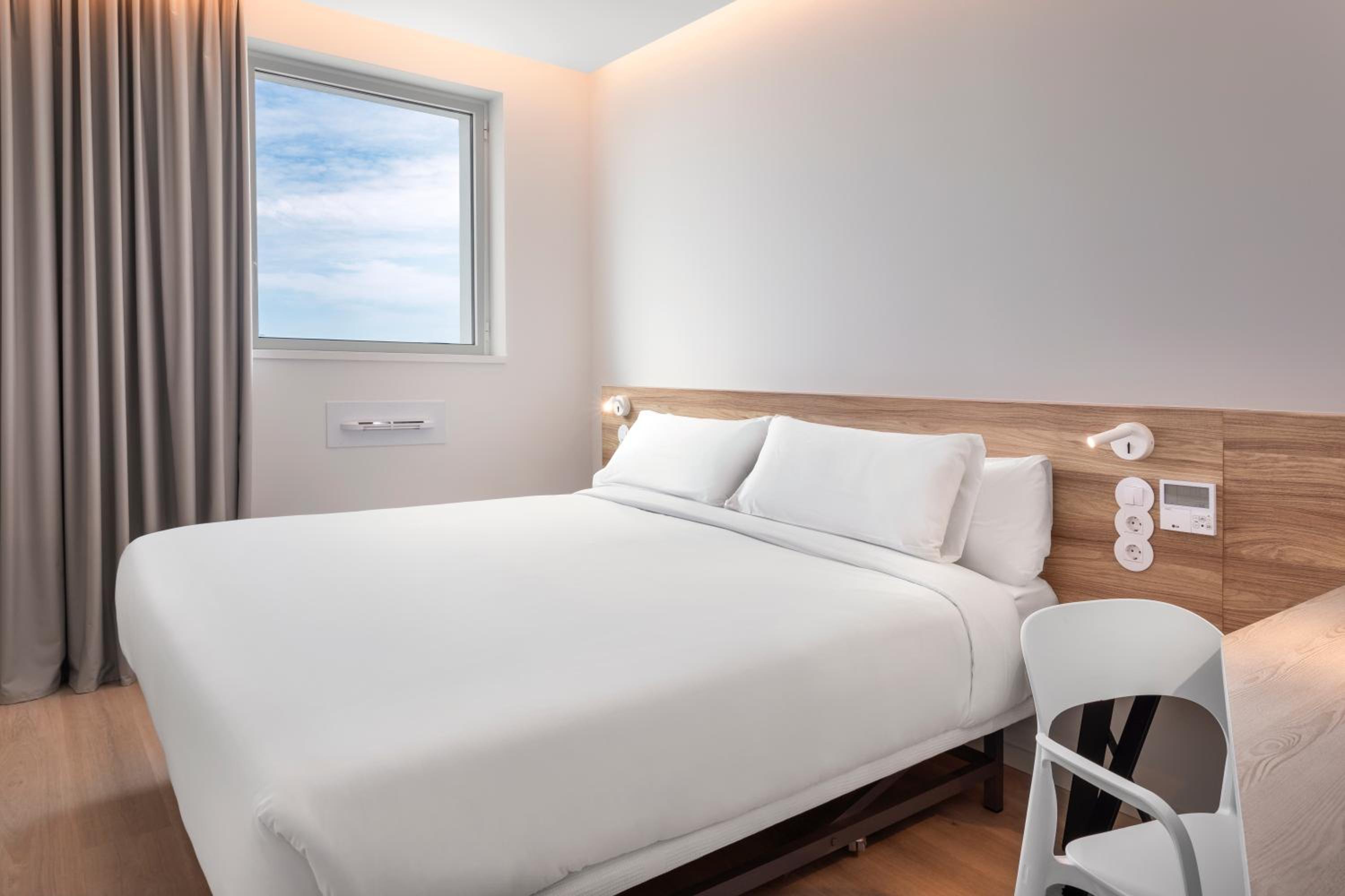 Double Room - Photo 4