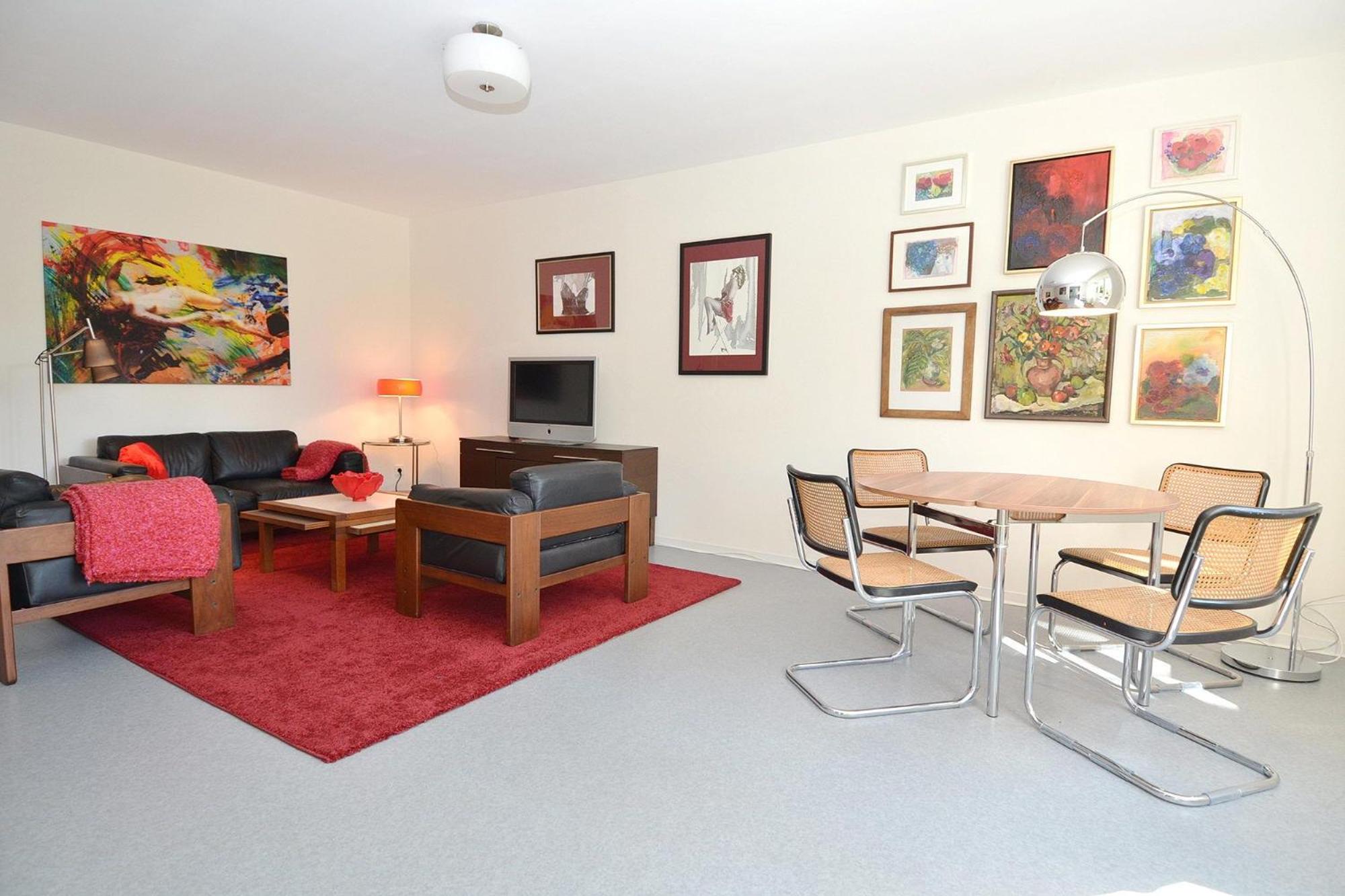 Apartment photo 1